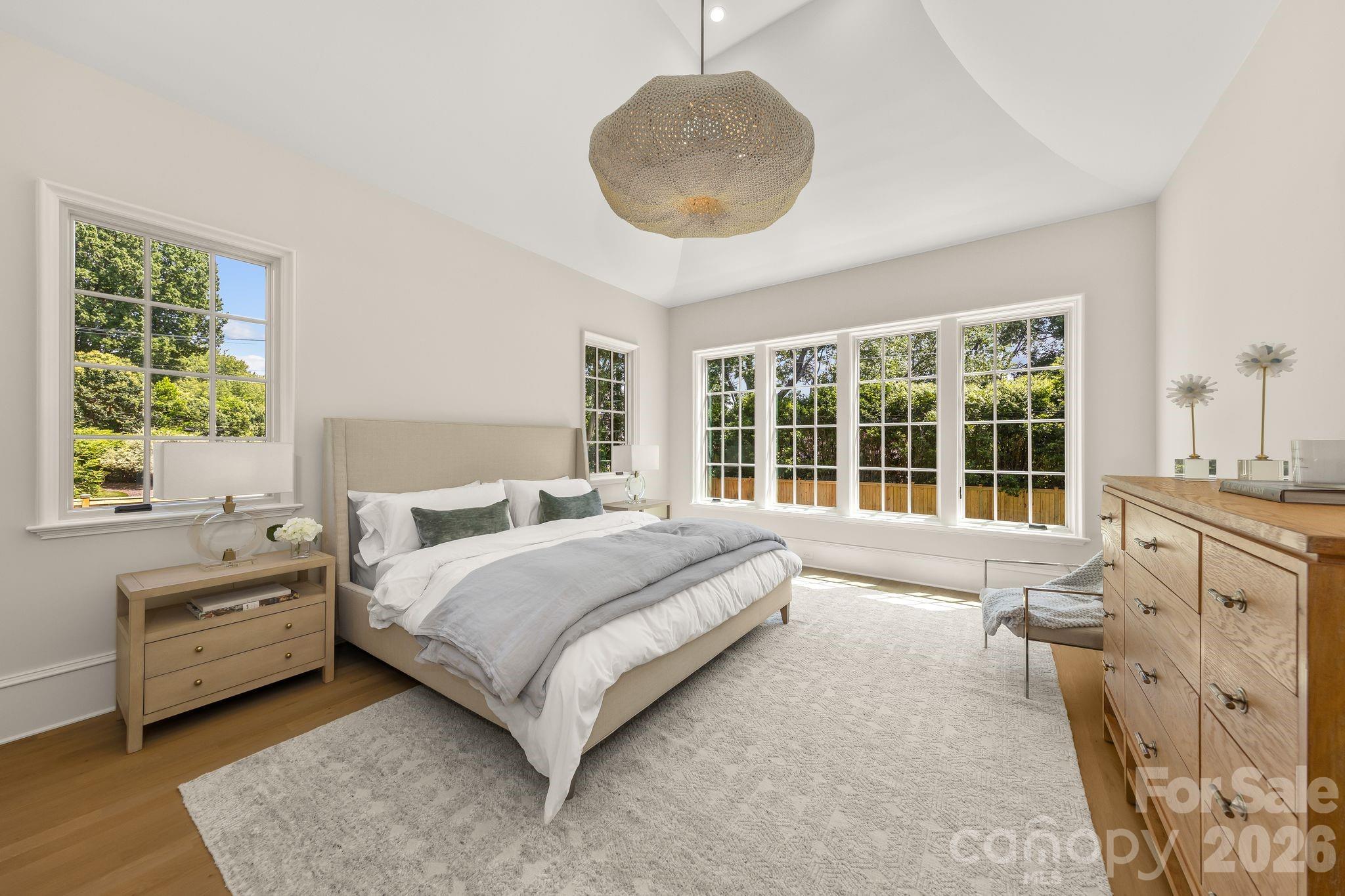 5555 Lansing Drive