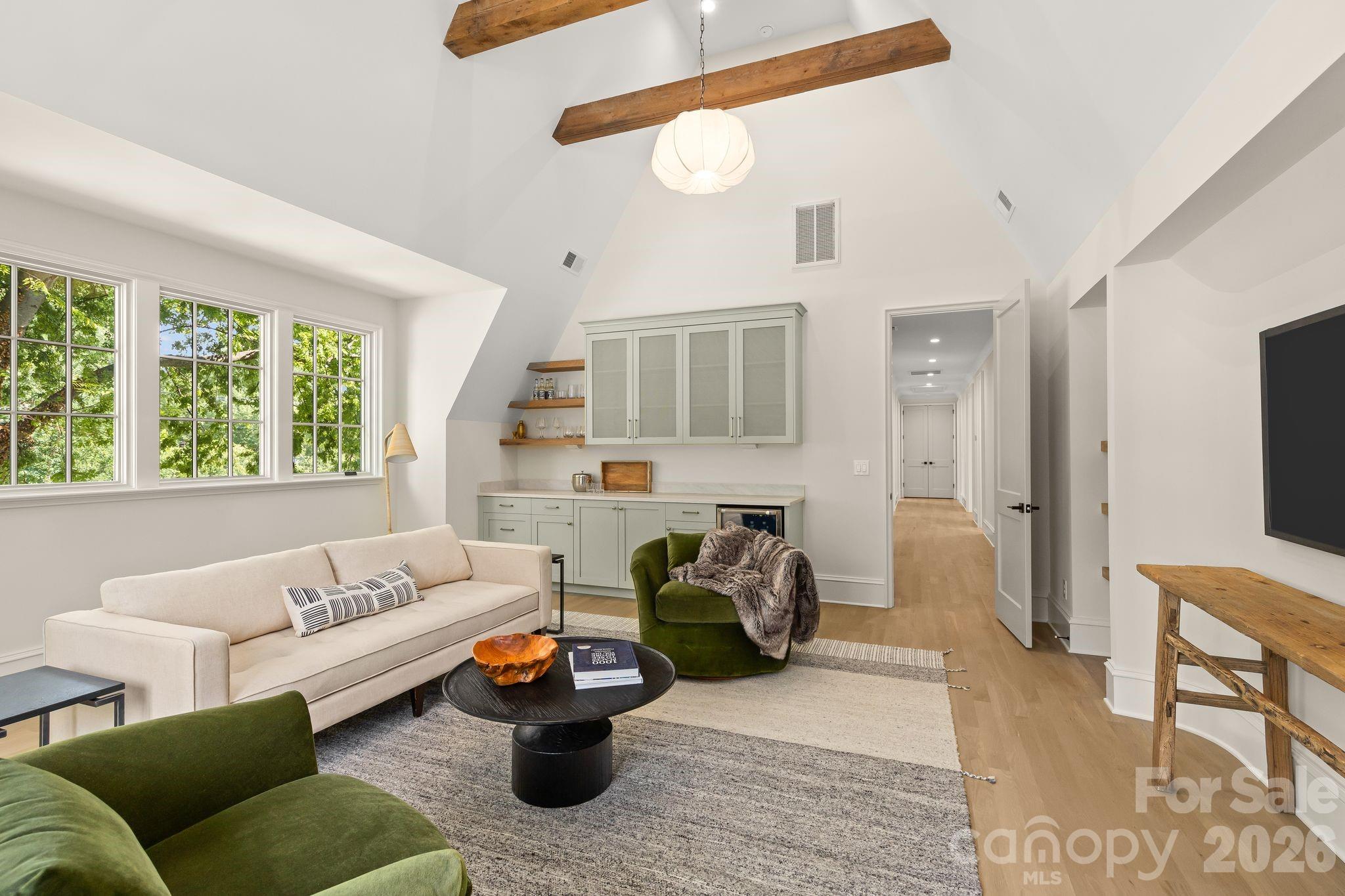 5555 Lansing Drive