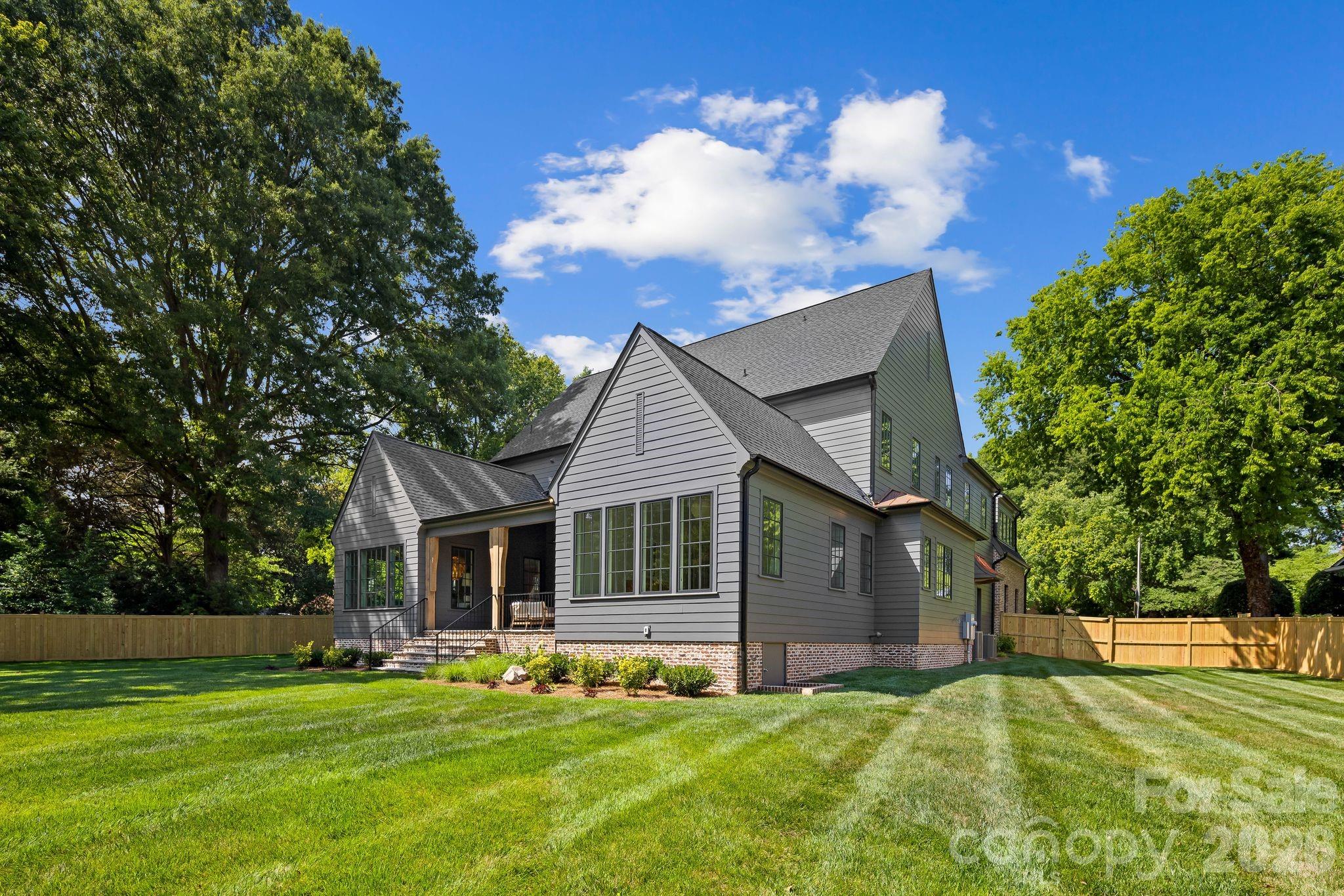 5555 Lansing Drive
