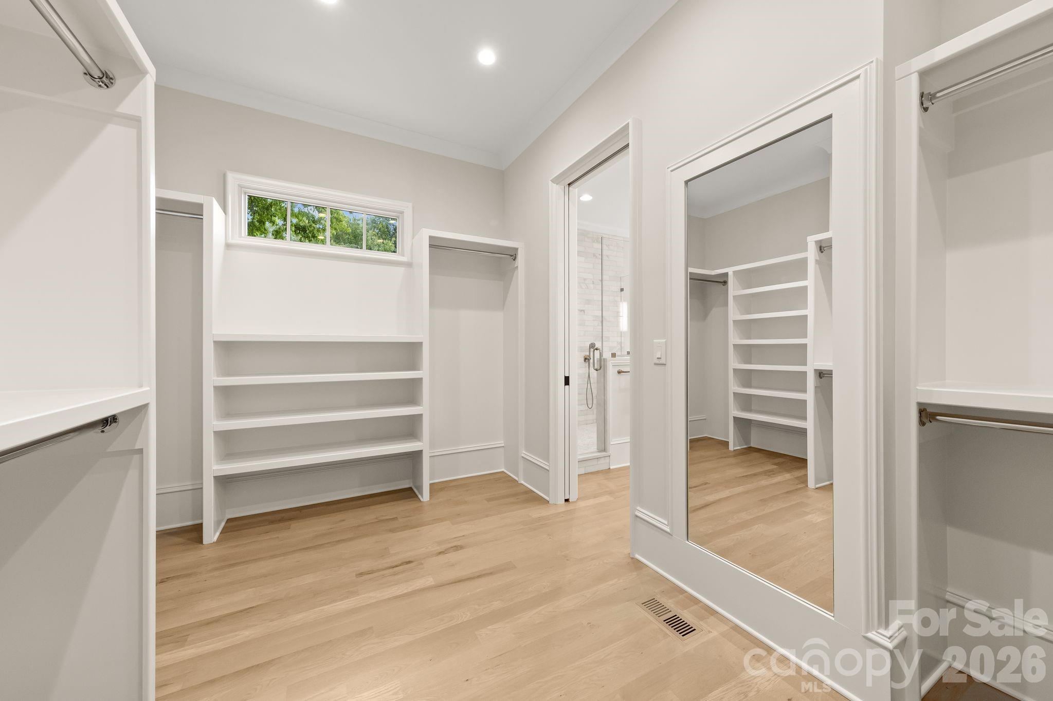 5555 Lansing Drive