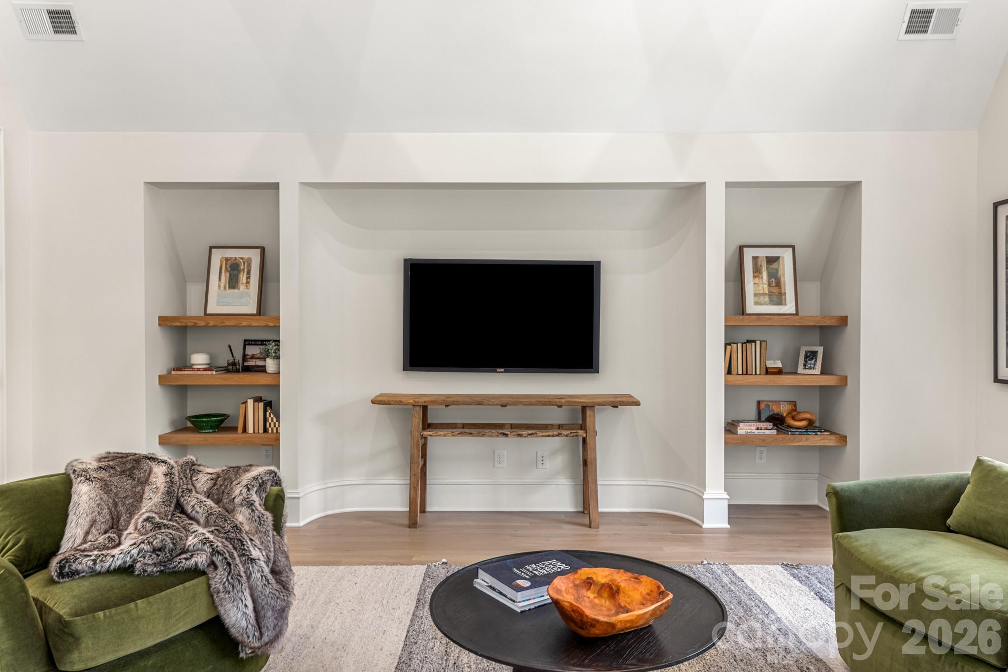 5555 Lansing Drive