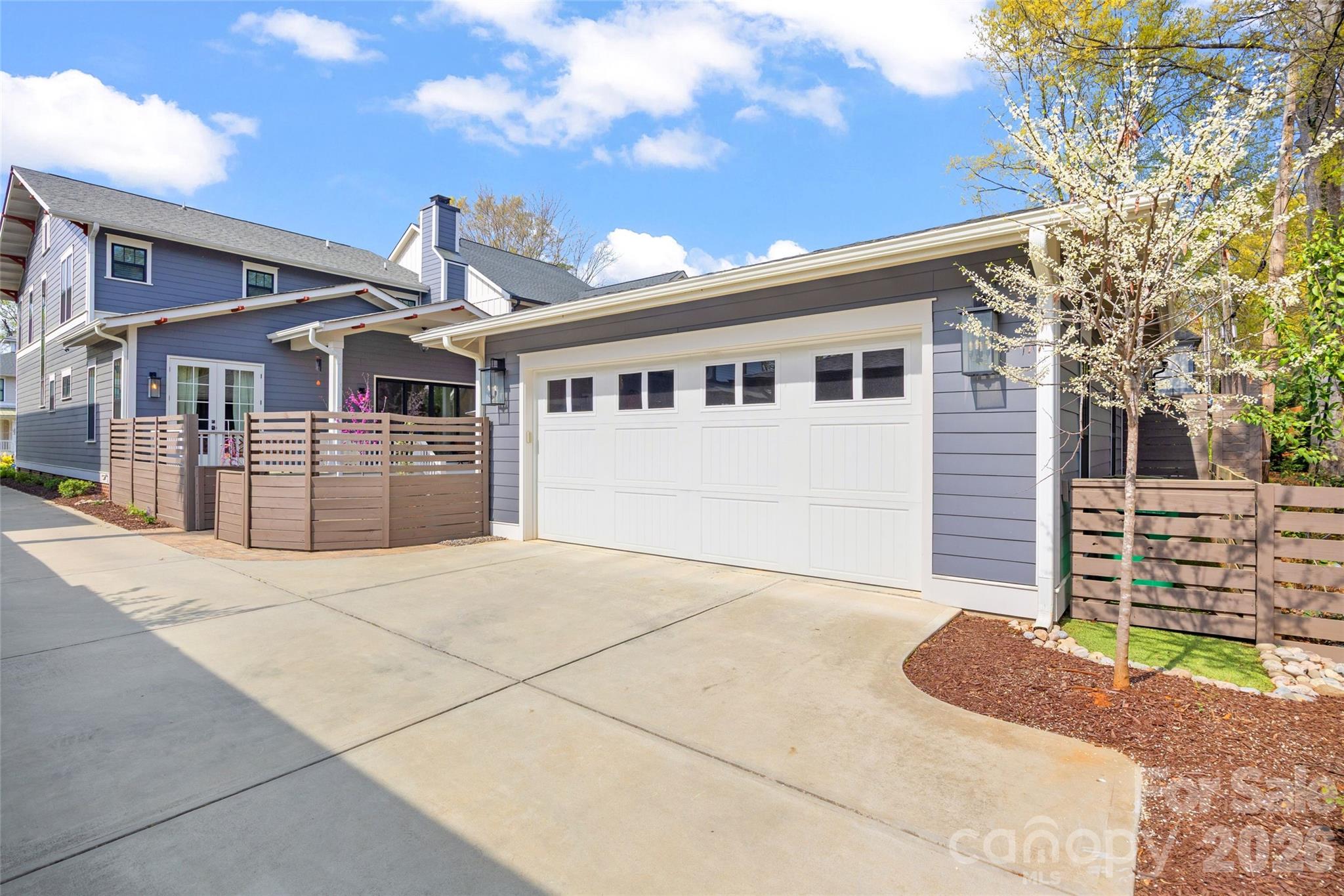 2649 Chesterfield Avenue