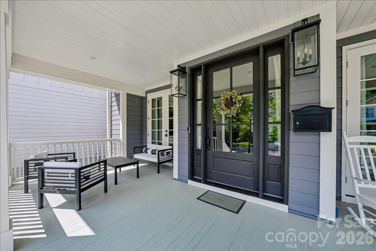 2649 Chesterfield Avenue