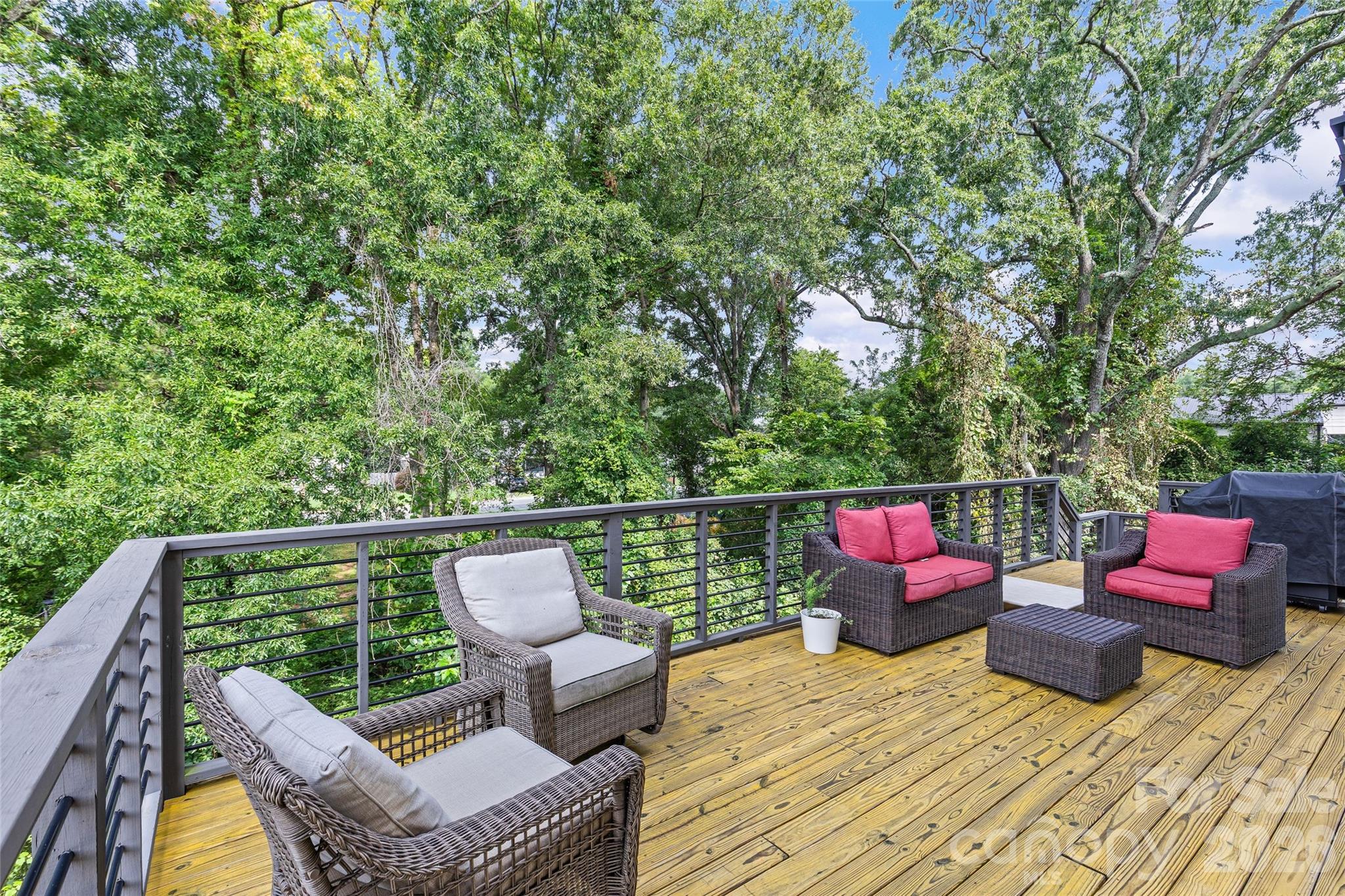 1429 Belle Terre Avenue
