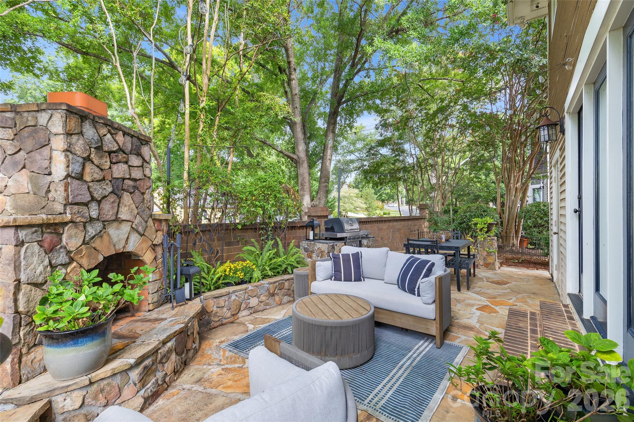 512 Olmsted Park Place