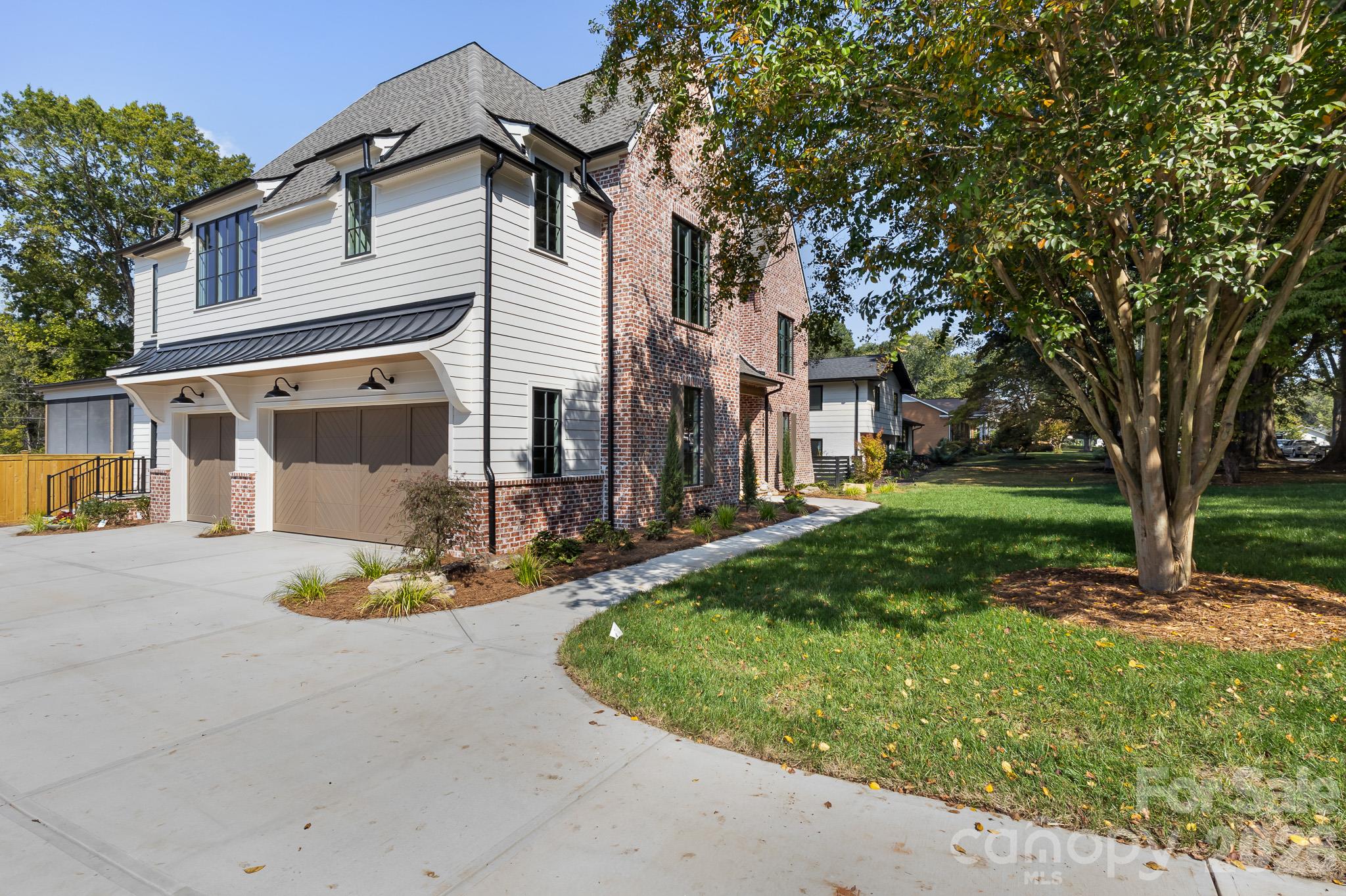 542 Lansdowne Road
