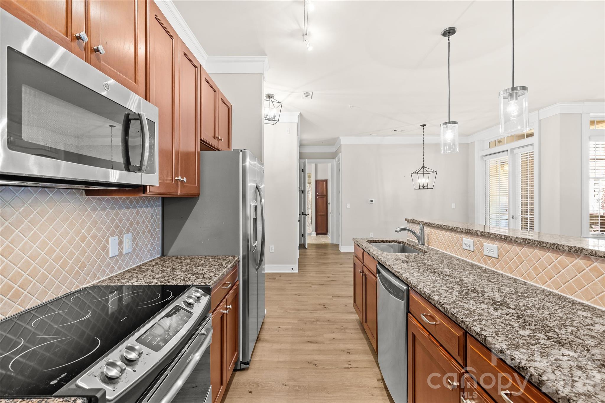 2810 Selwyn Avenue Unit: 209