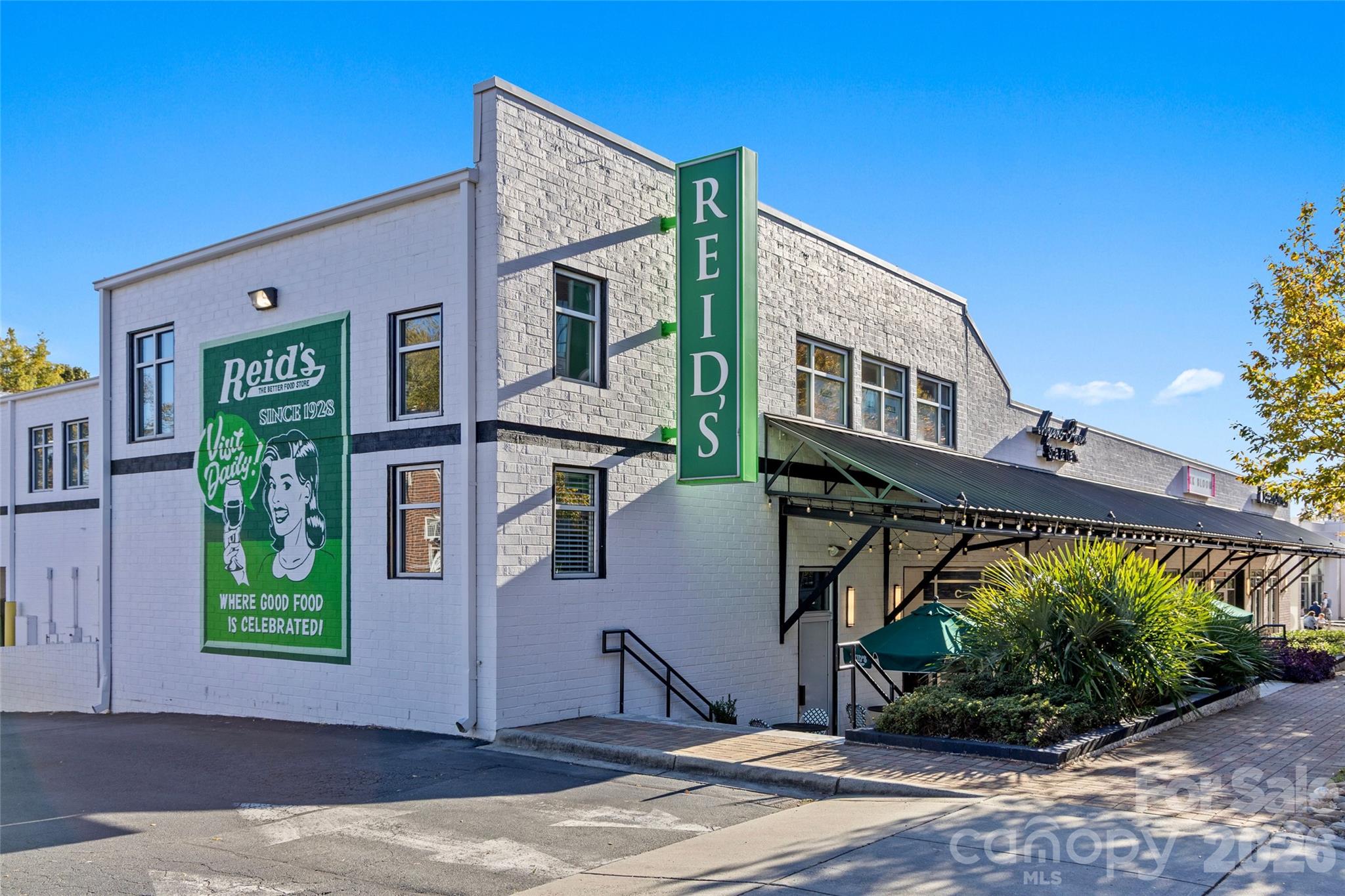 2810 Selwyn Avenue Unit: 209