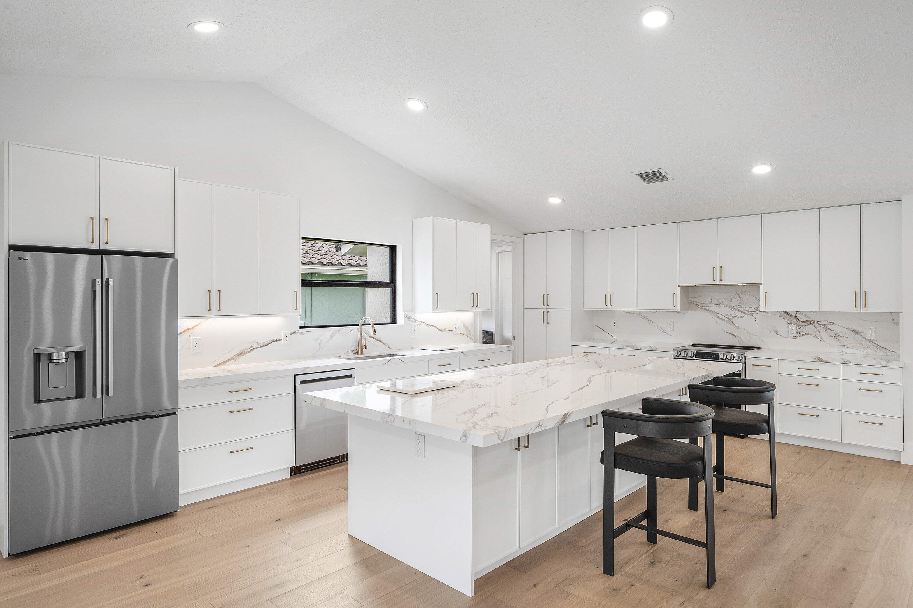 5665 Aspen Ridge Circle