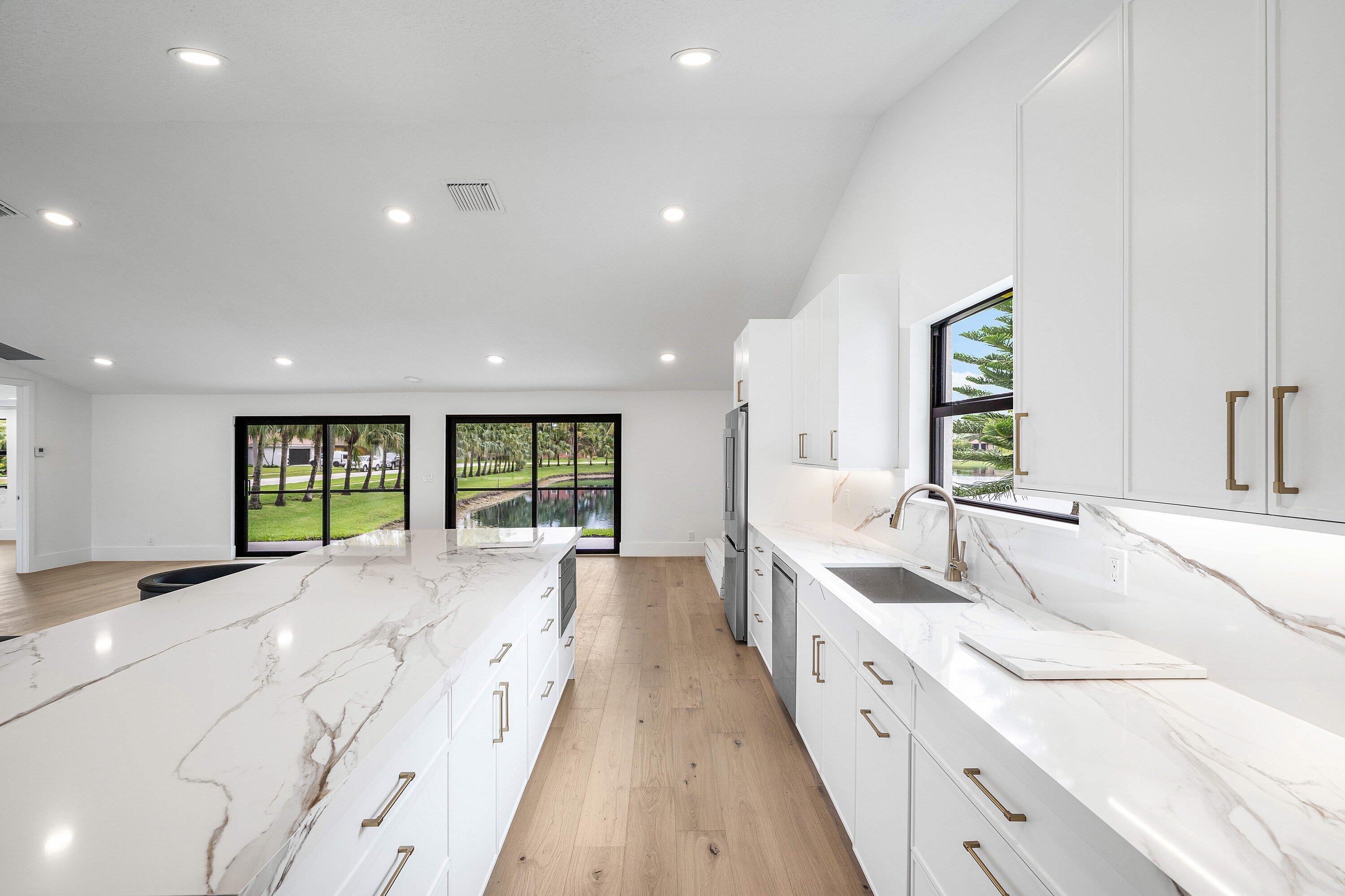 5665 Aspen Ridge Circle