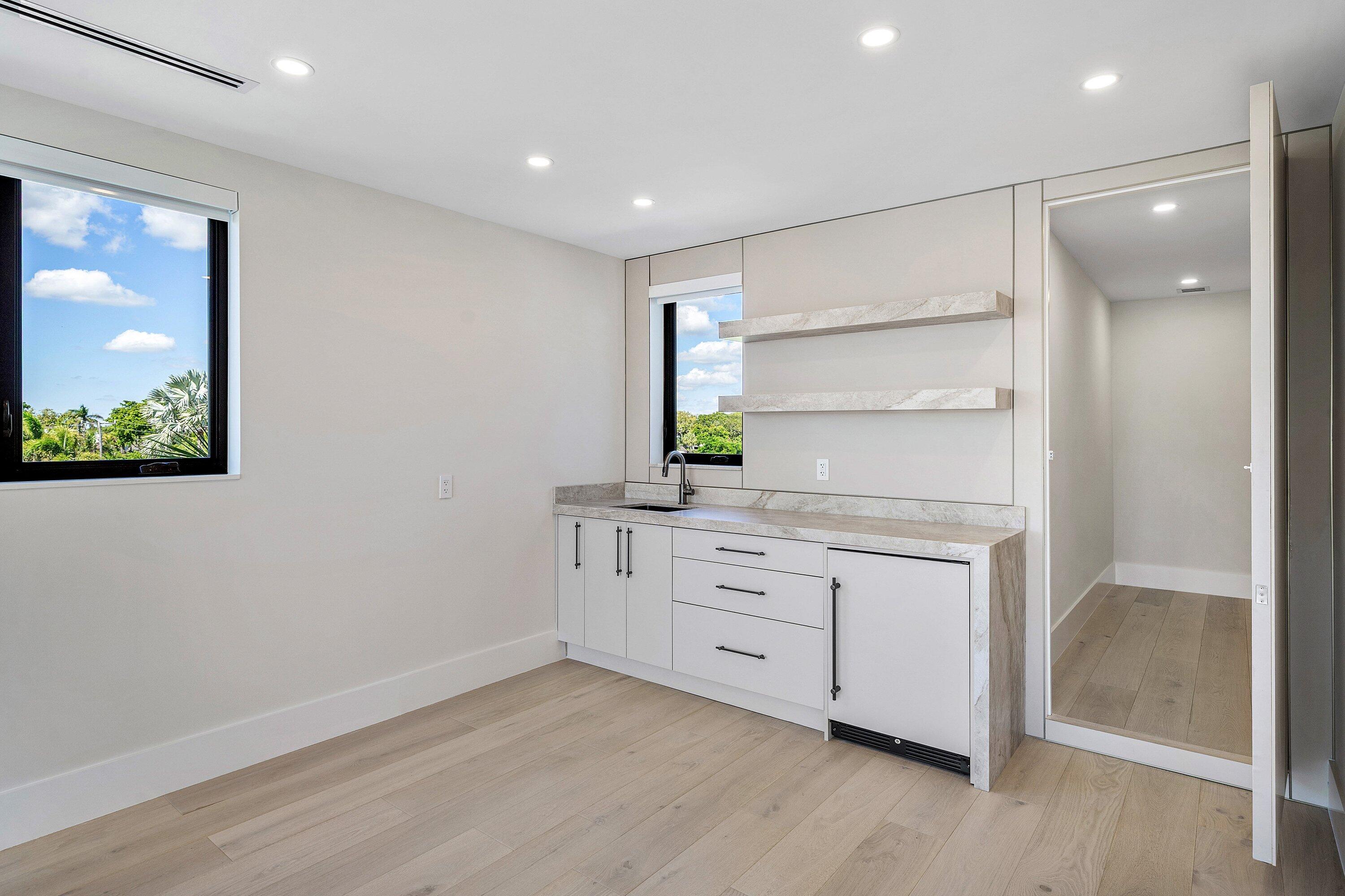 748 NE 72nd Street