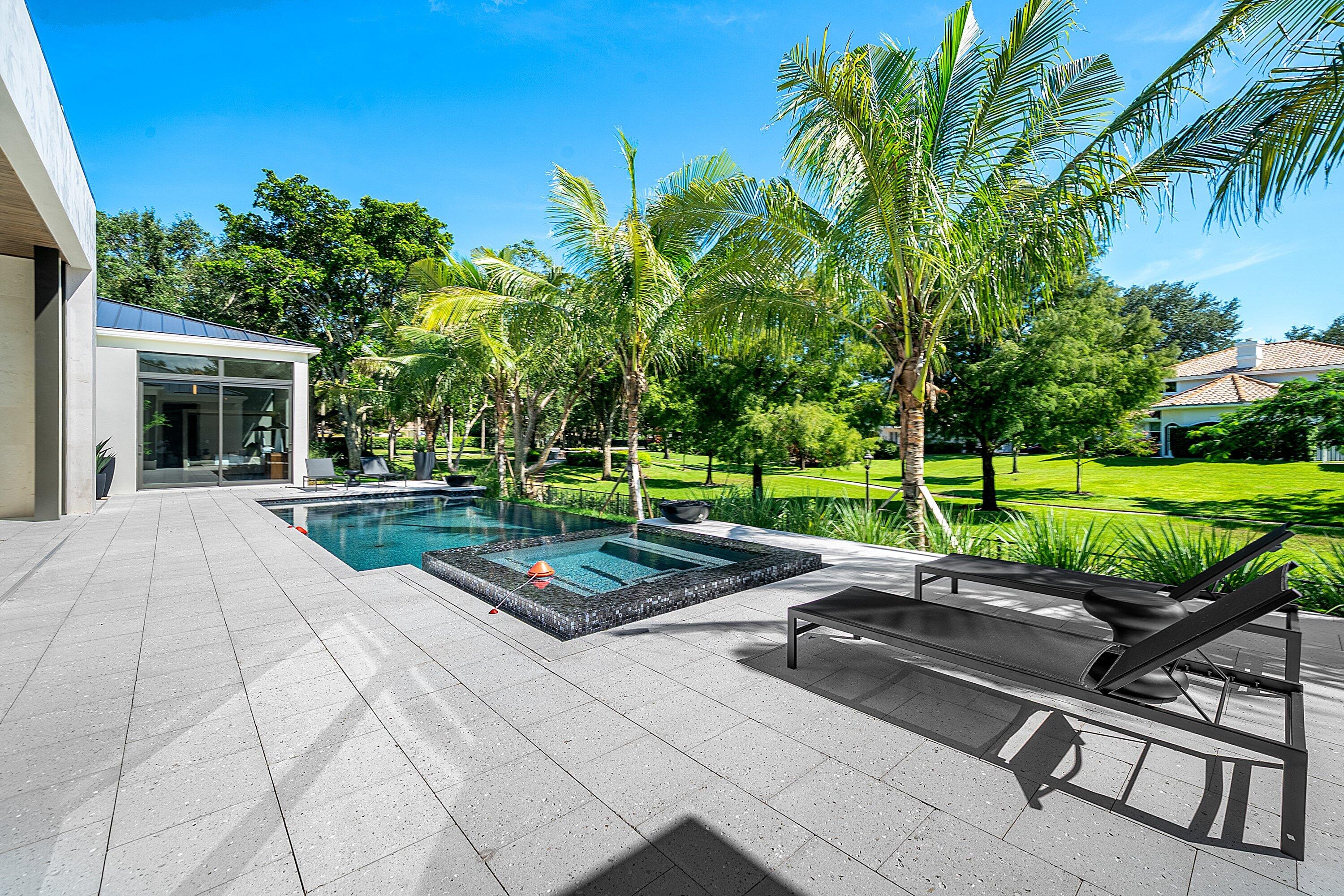 2480 NW 43RD Street
