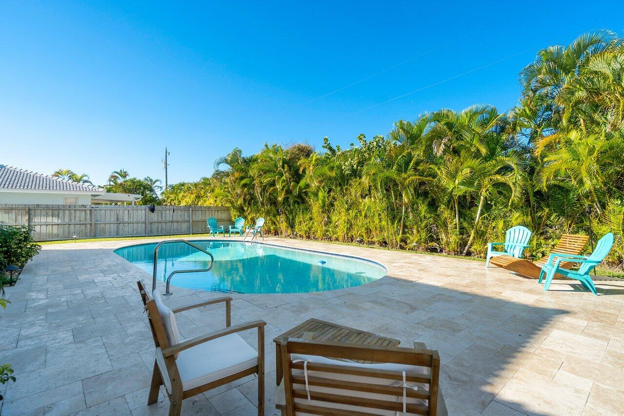 1230 Coral Way