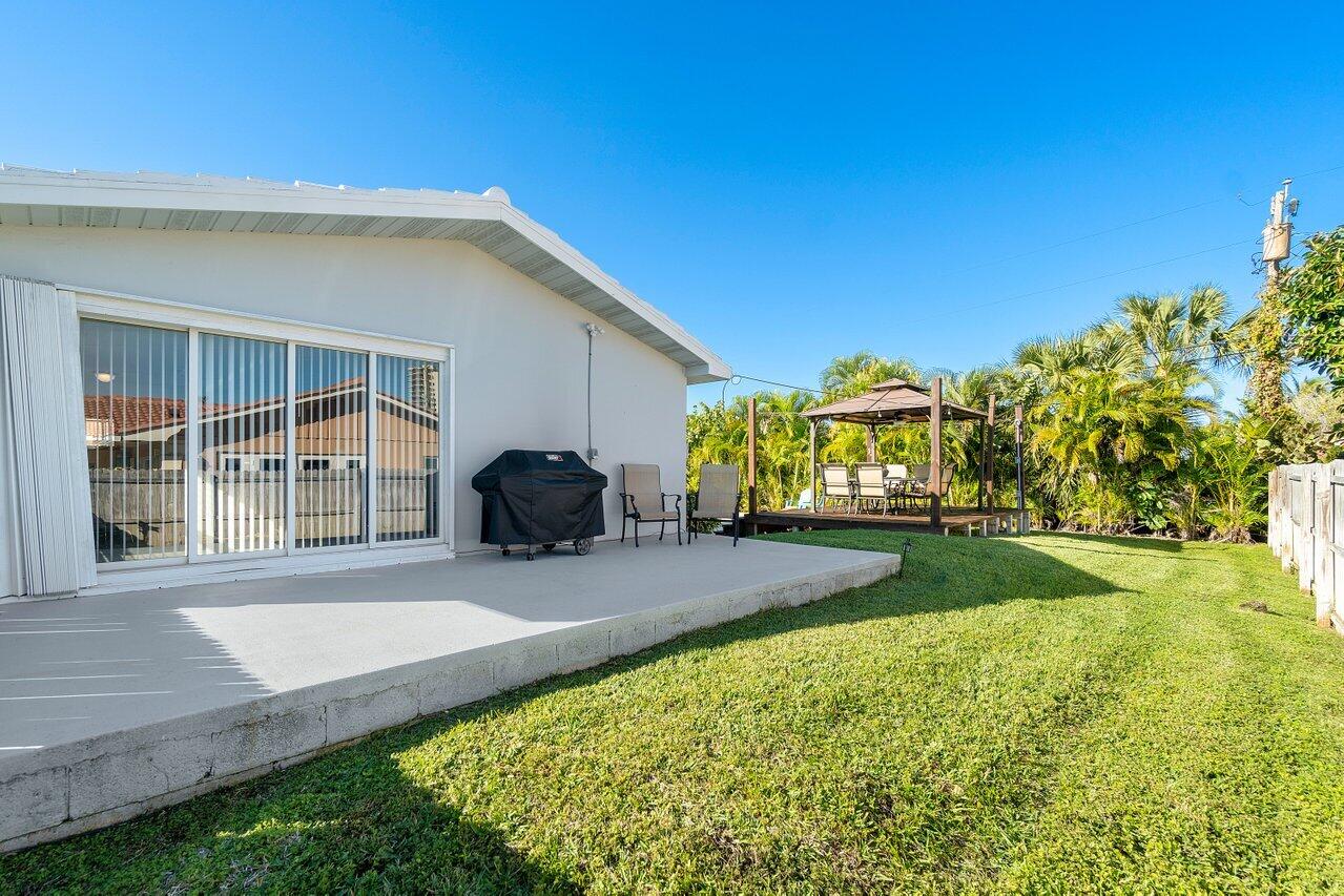 1230 Coral Way