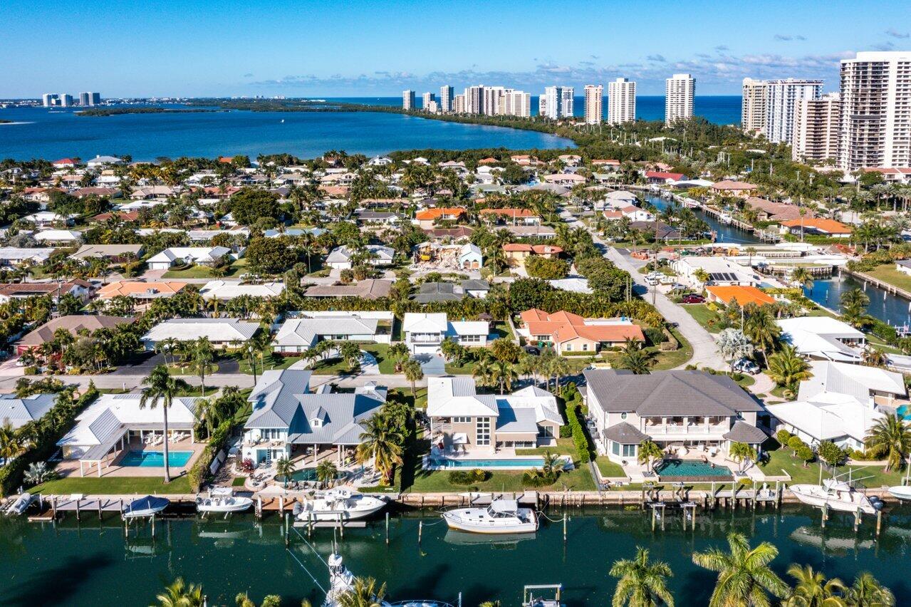1230 Coral Way