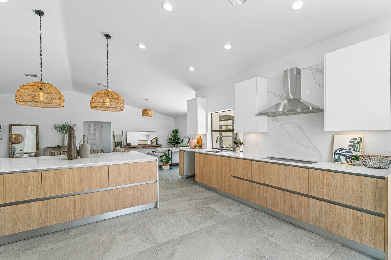 981 SW 8th Street