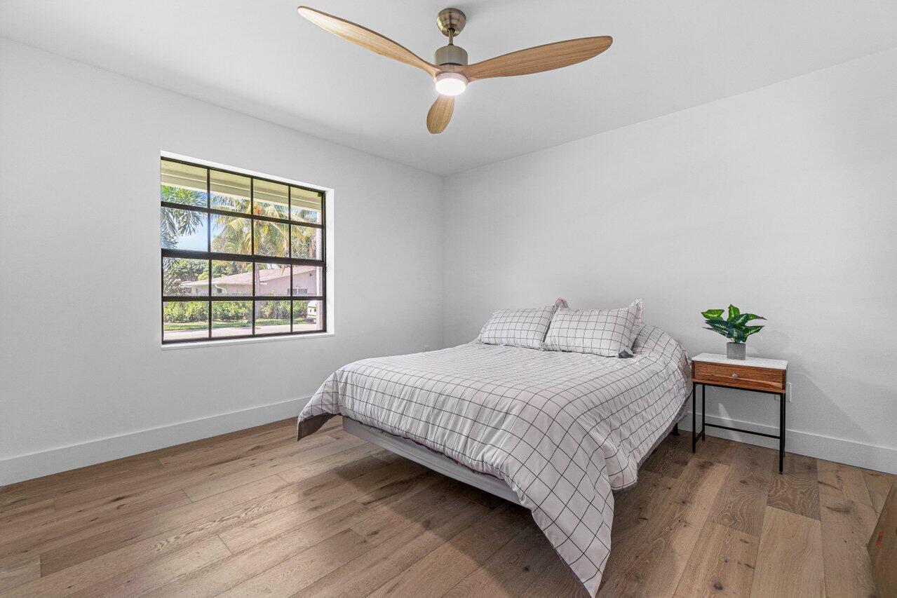 981 SW 8th Street