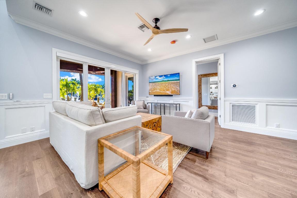 724 Shore Drive