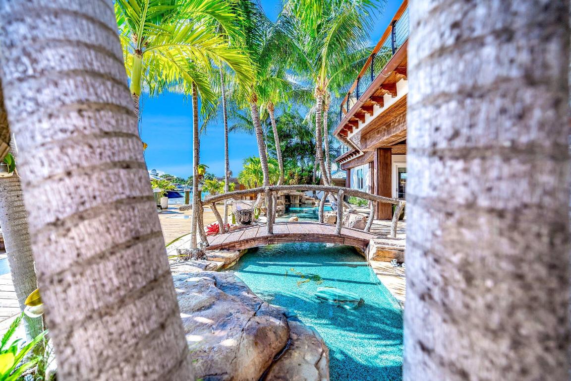 724 Shore Drive