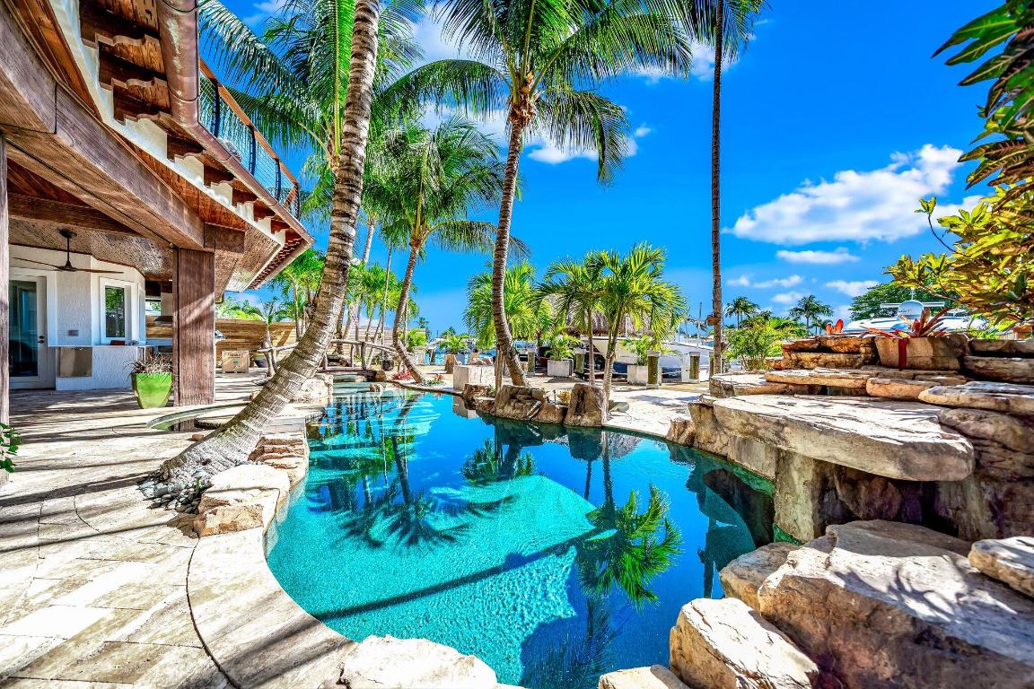 724 Shore Drive