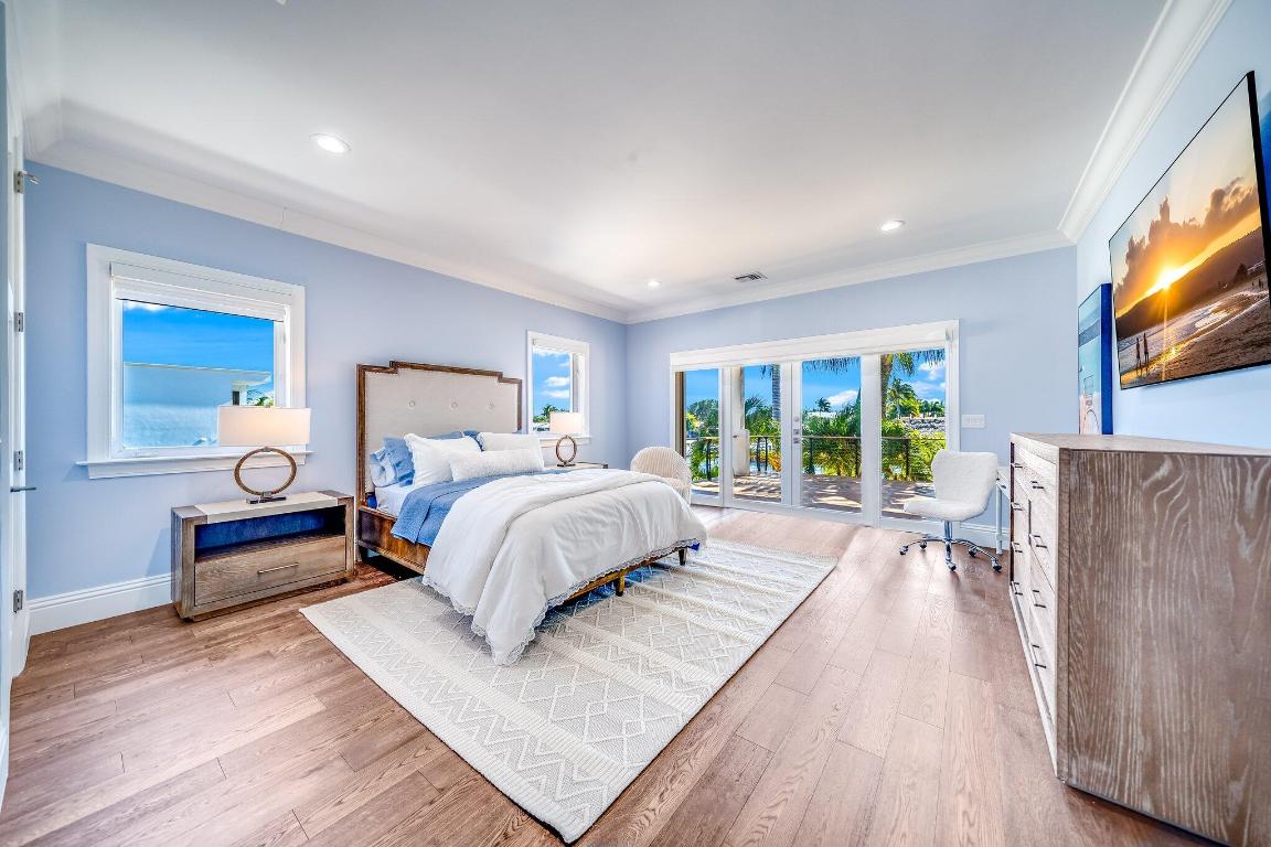 724 Shore Drive
