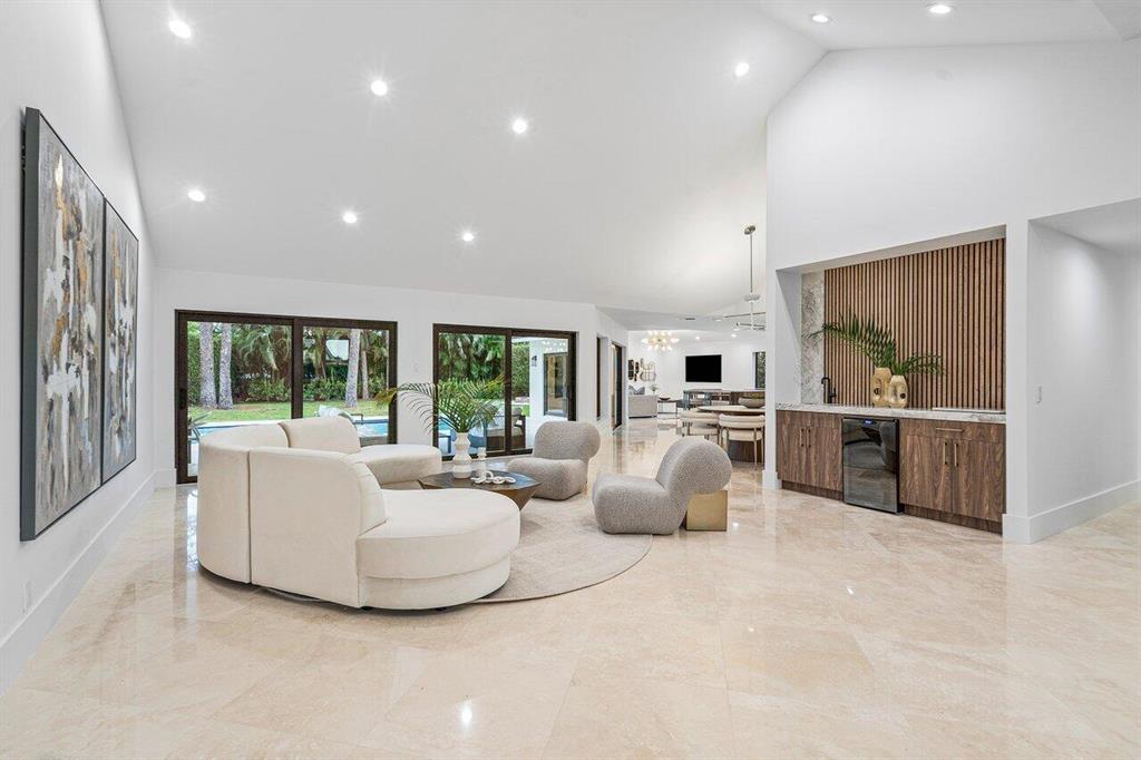 3230 Hyde Circle