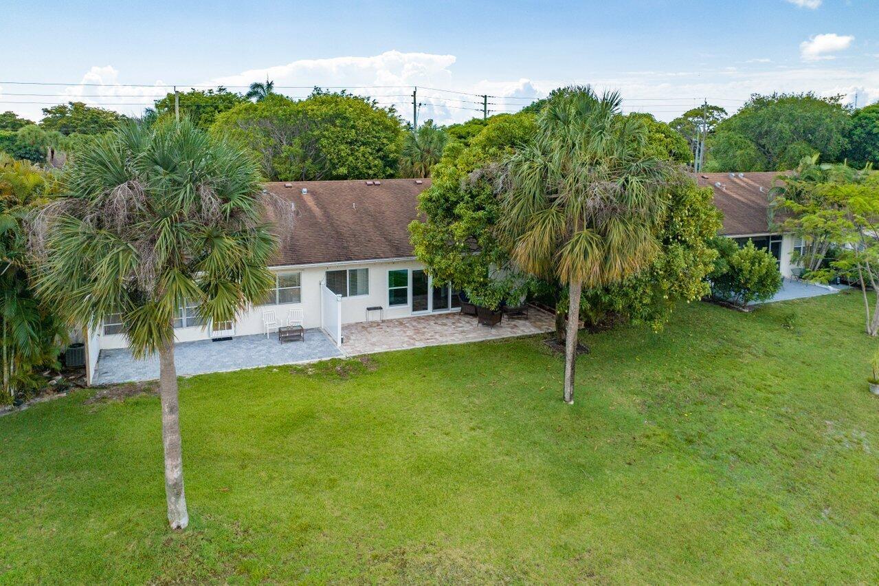 840 Lago Road