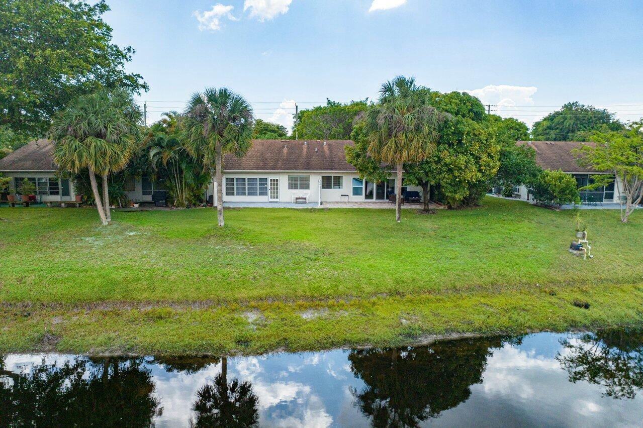 840 Lago Road