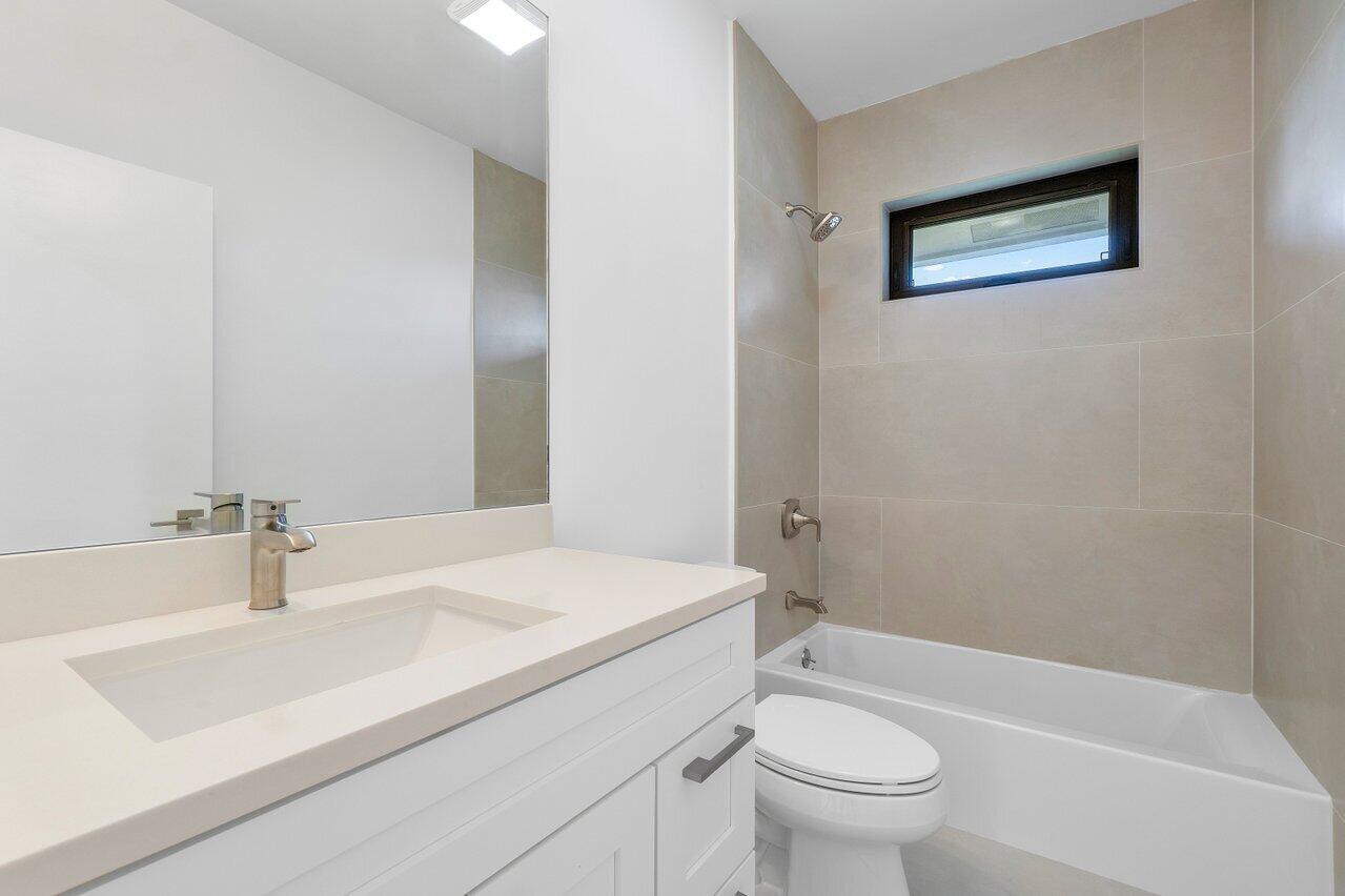 2299 NW 30th Road
