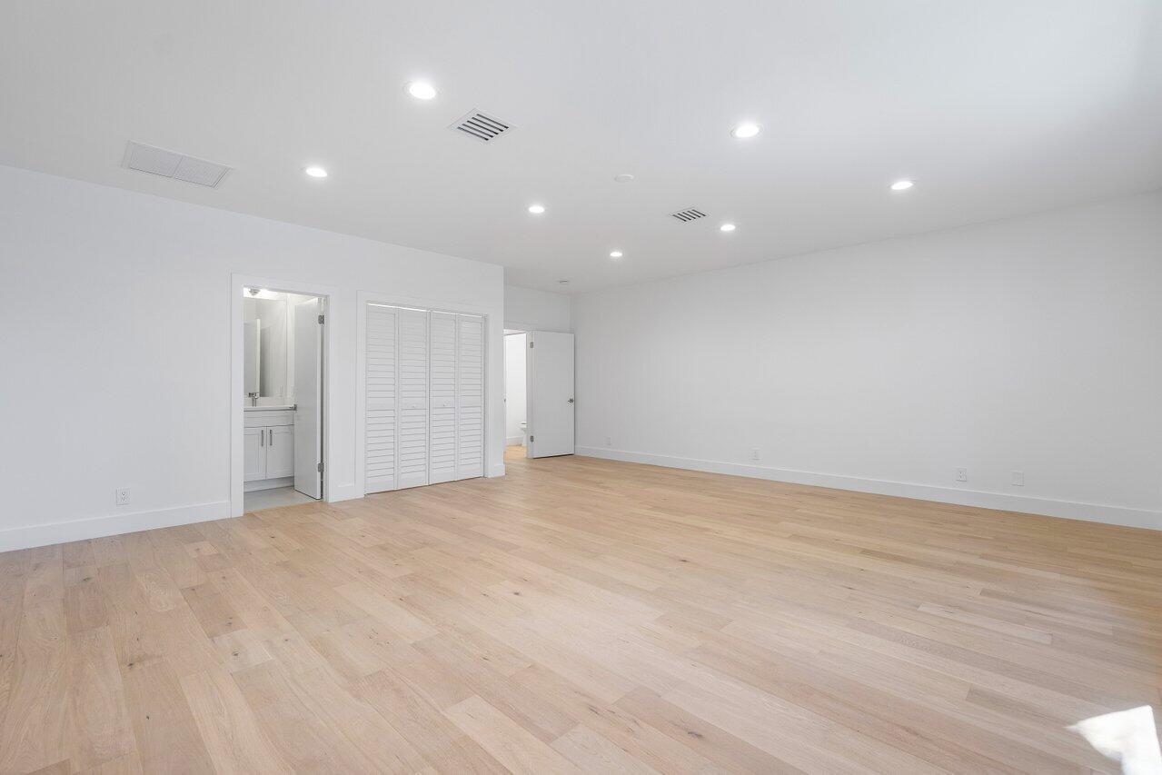 2299 NW 30th Road