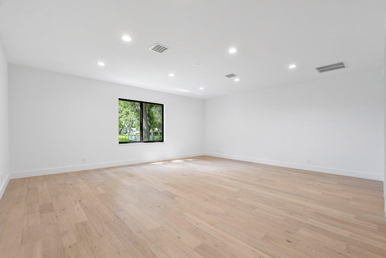 2299 NW 30th Road