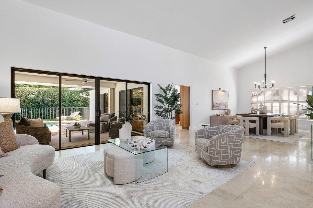 2360 NW 38th Street