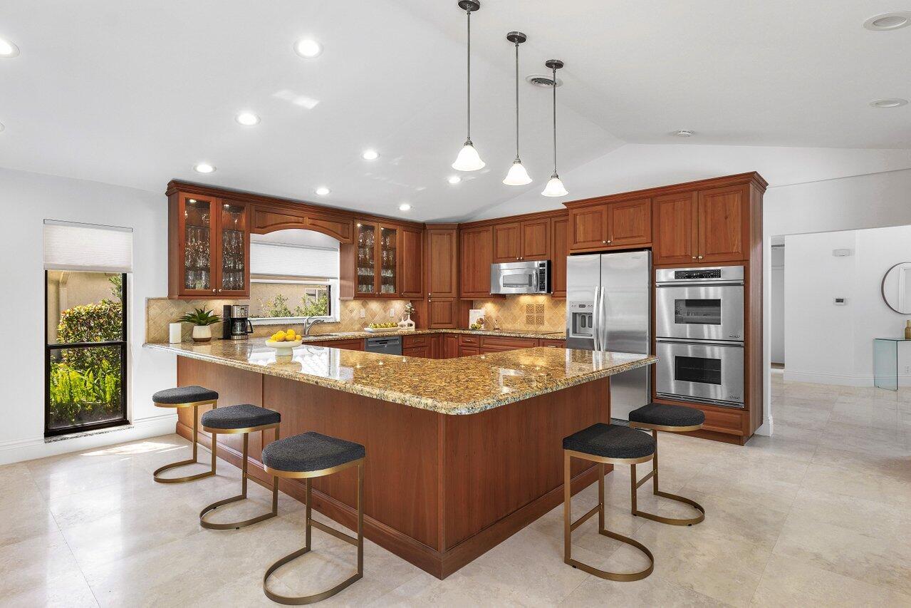 2360 NW 38th Street