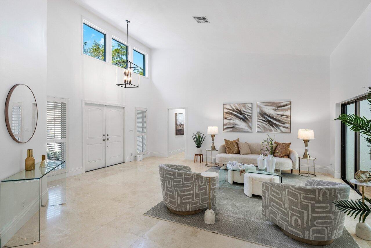 2360 NW 38th Street
