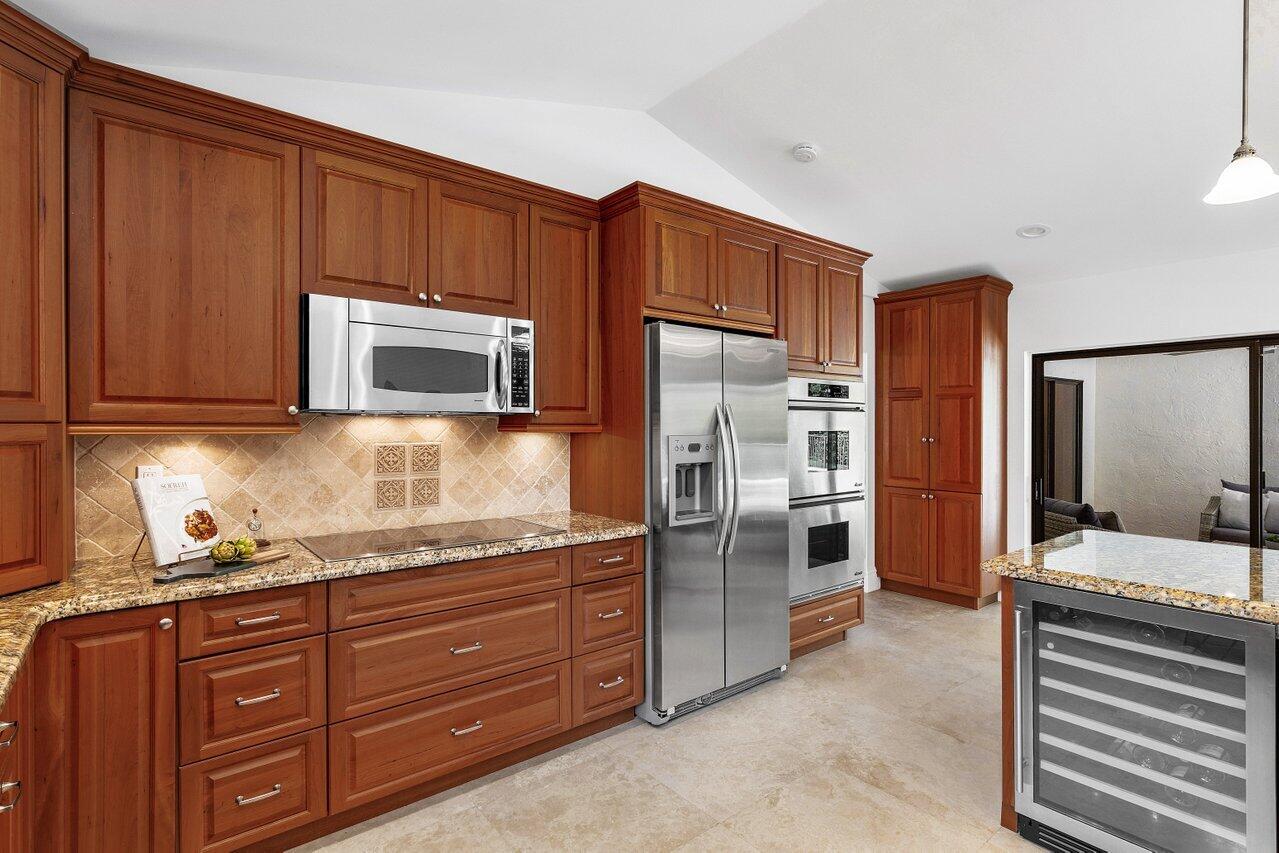 2360 NW 38th Street