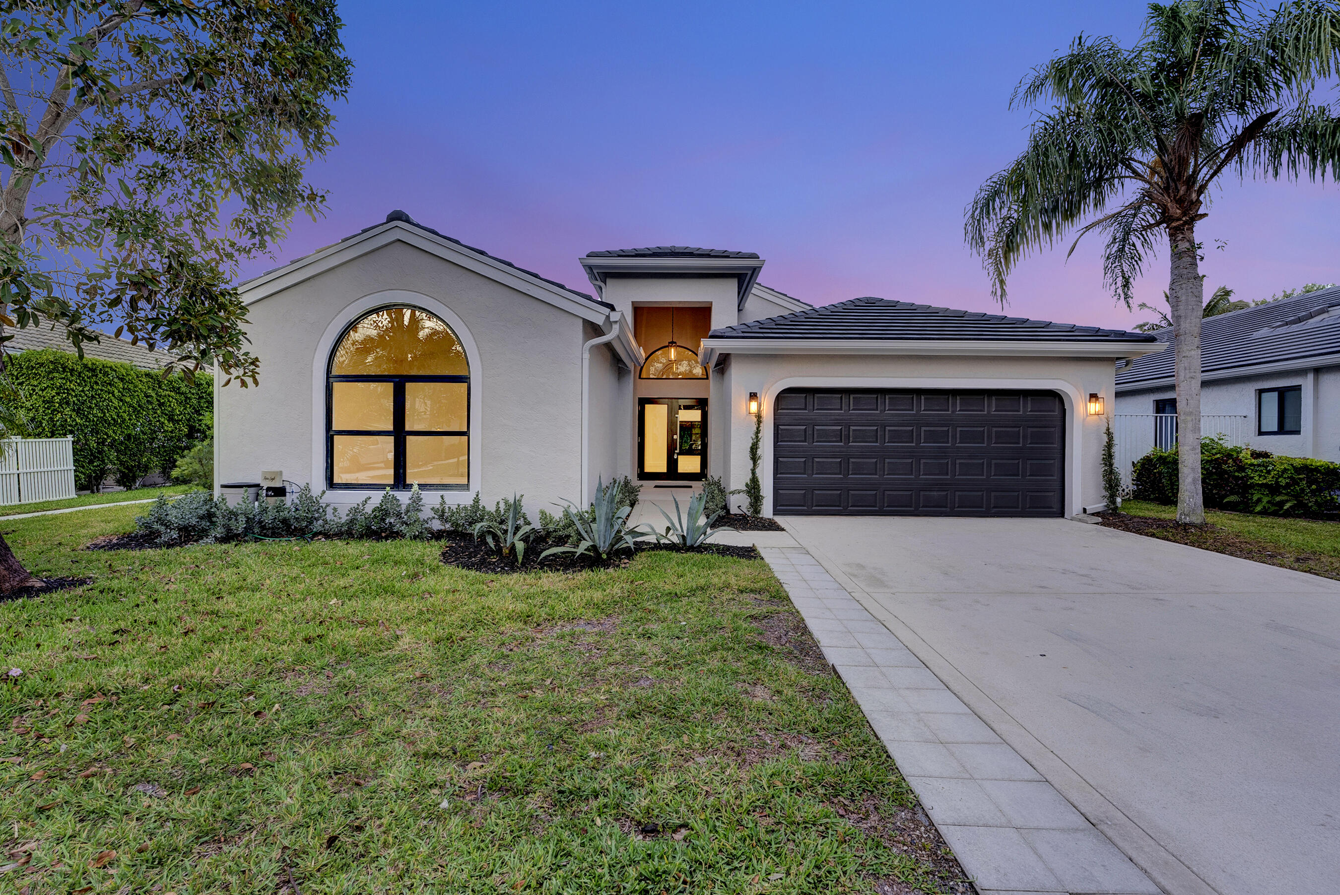 1175 Sea Grape Circle