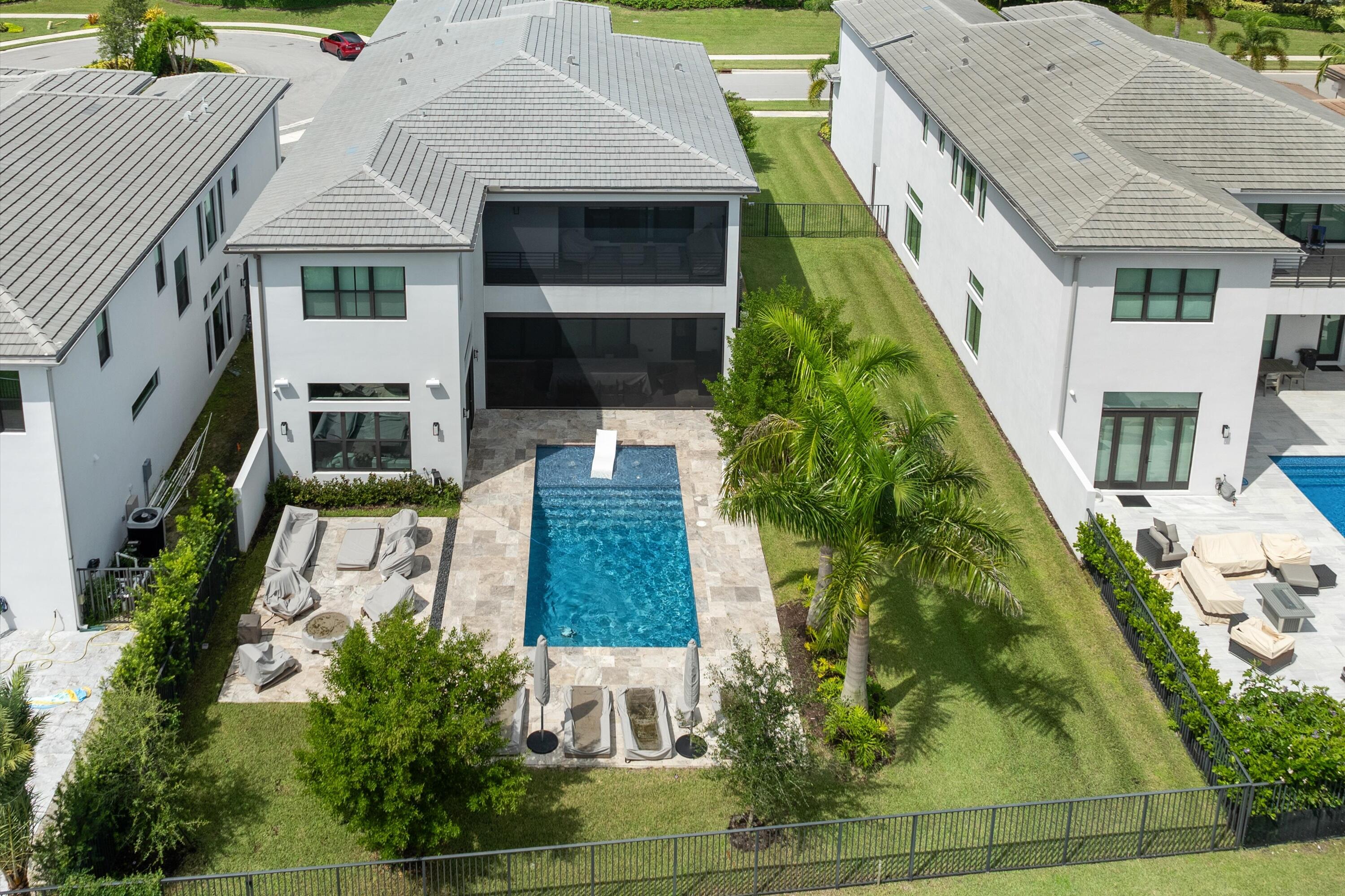 9964 Espresso Manor