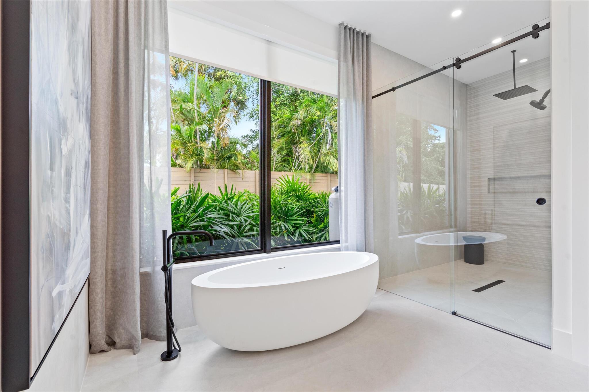 2520 Greenbriar Drive