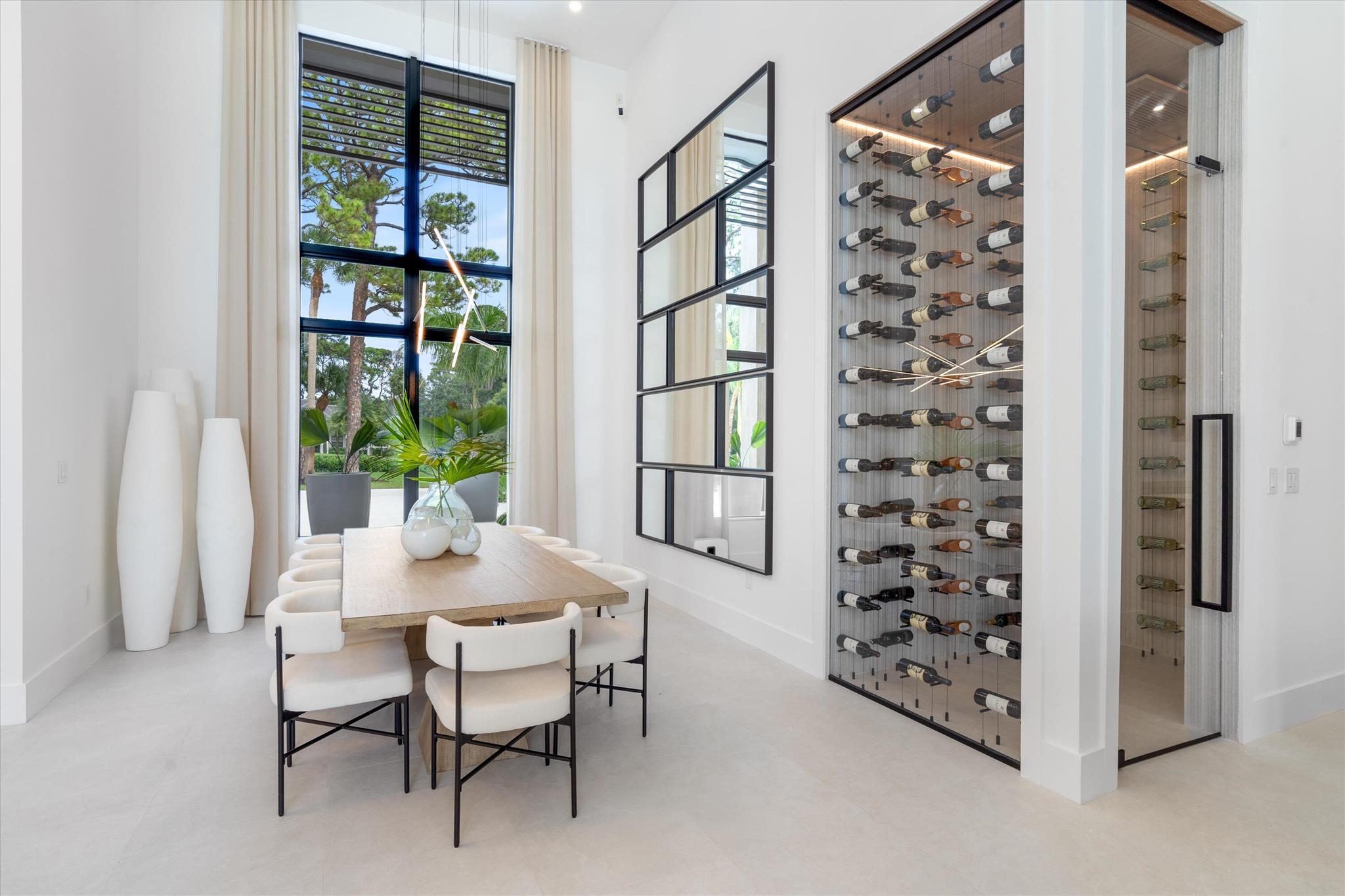 2520 Greenbriar Drive