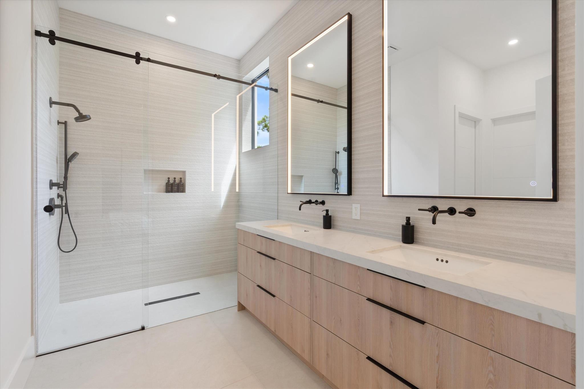 2520 Greenbriar Drive