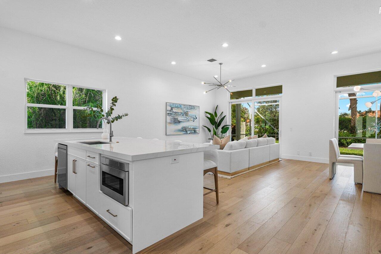 5359 Ventura Drive