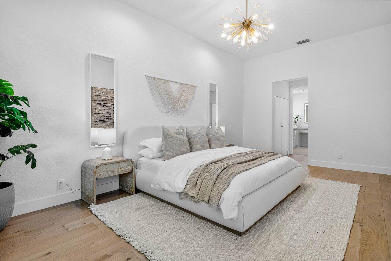 5359 Ventura Drive