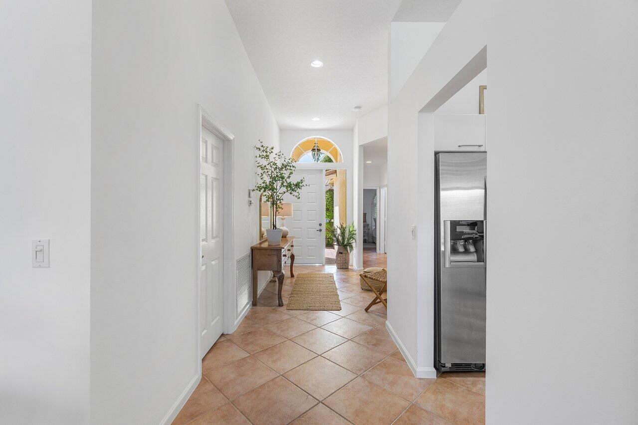 5151 Ventura Drive