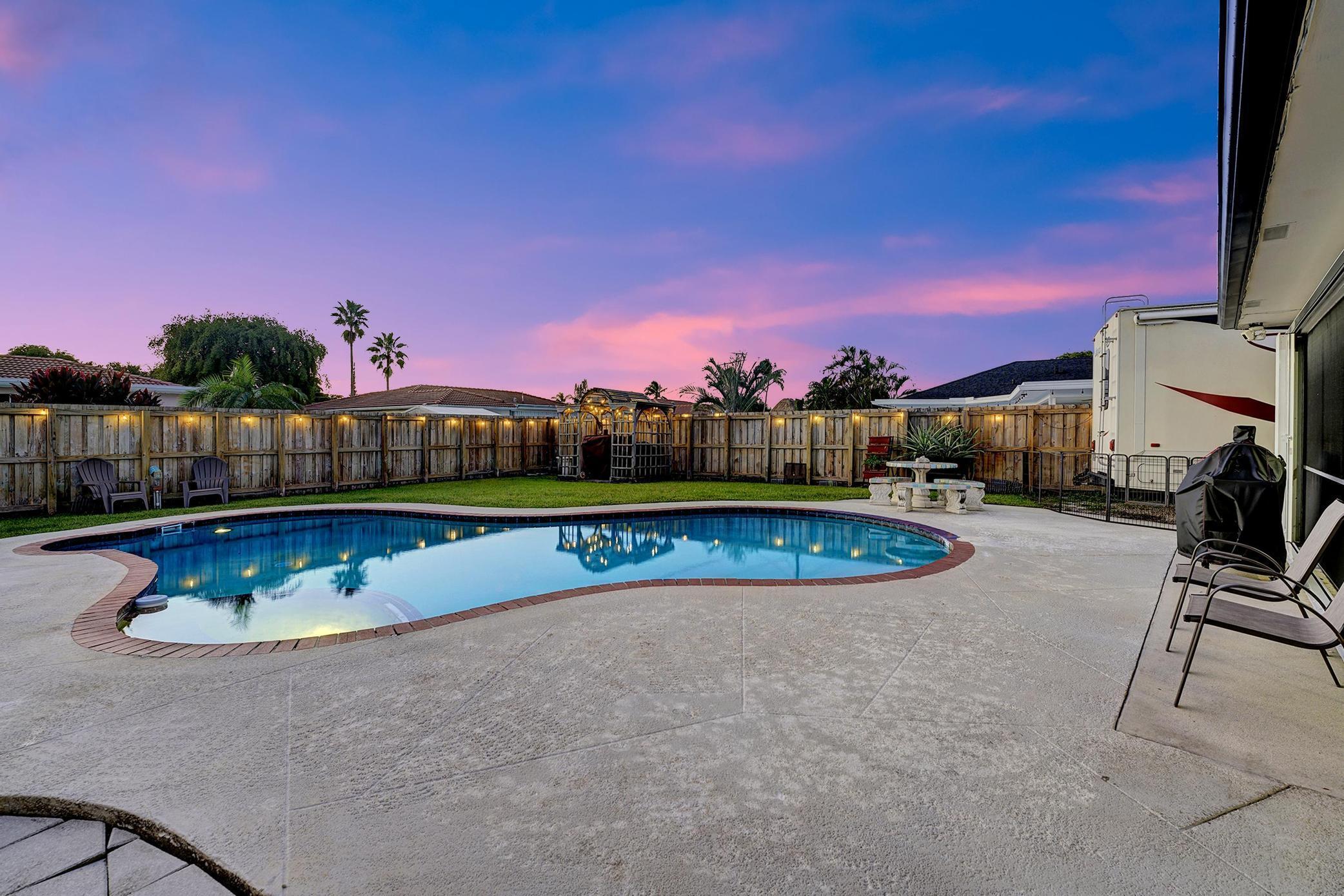 641 NW 15th Avenue
