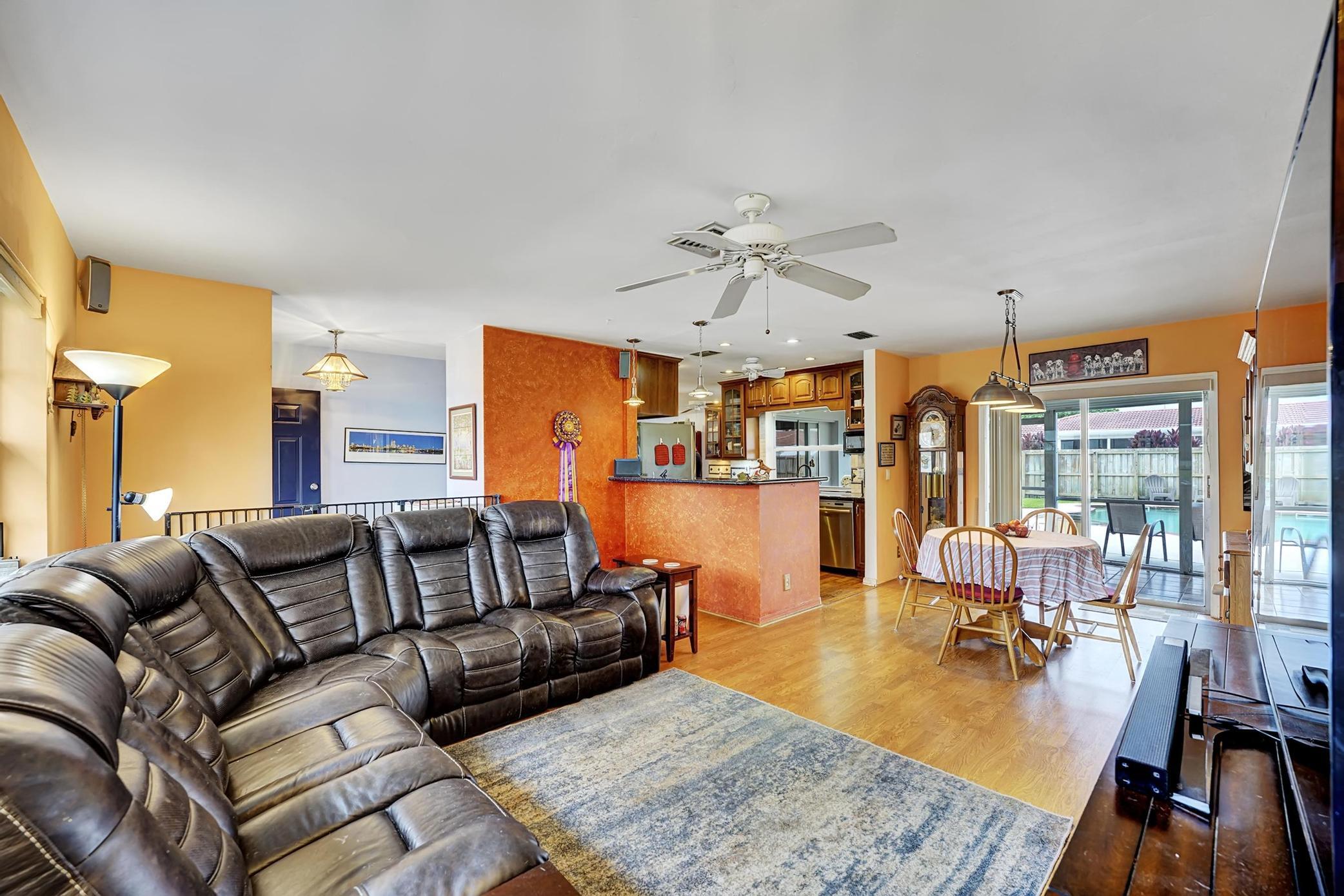 641 NW 15th Avenue