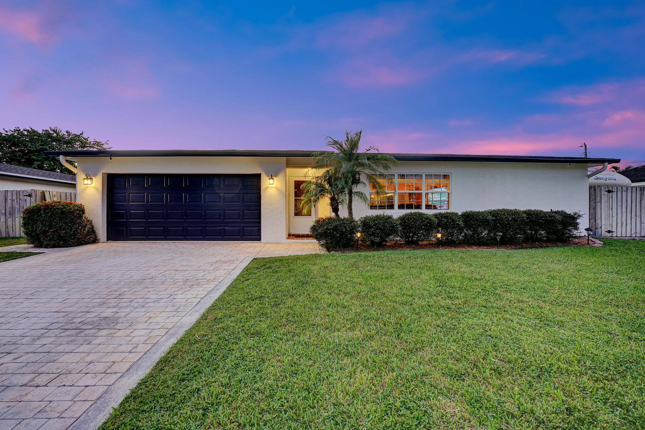 641 NW 15th Avenue