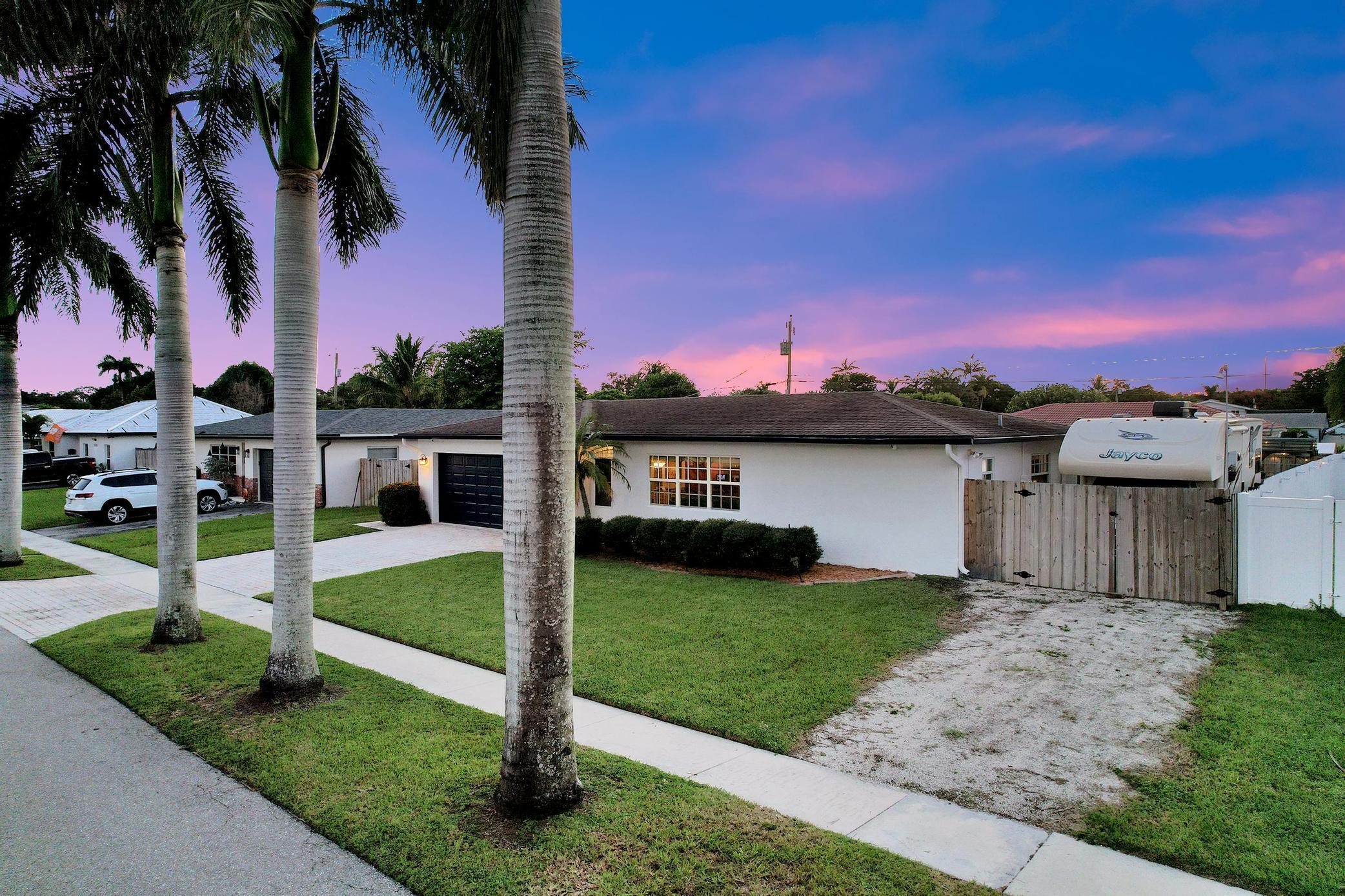 641 NW 15th Avenue