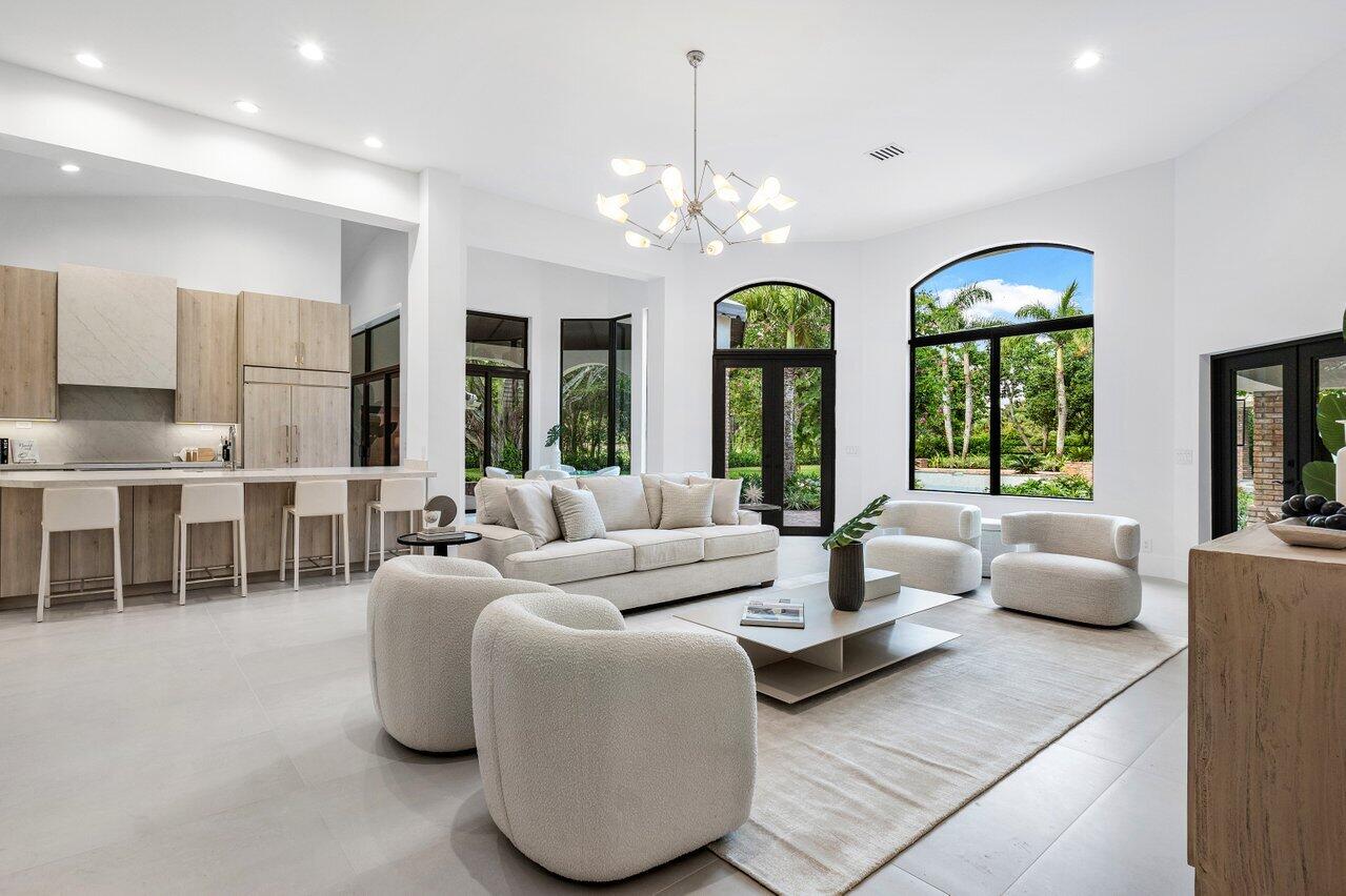 12525 Oak Arbor Lane