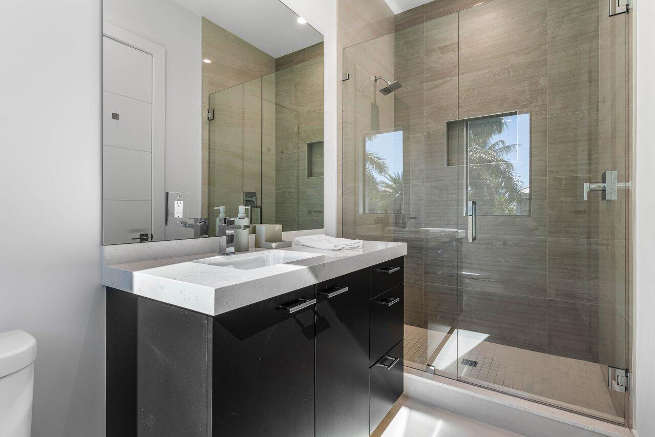 725 NE 71st Street