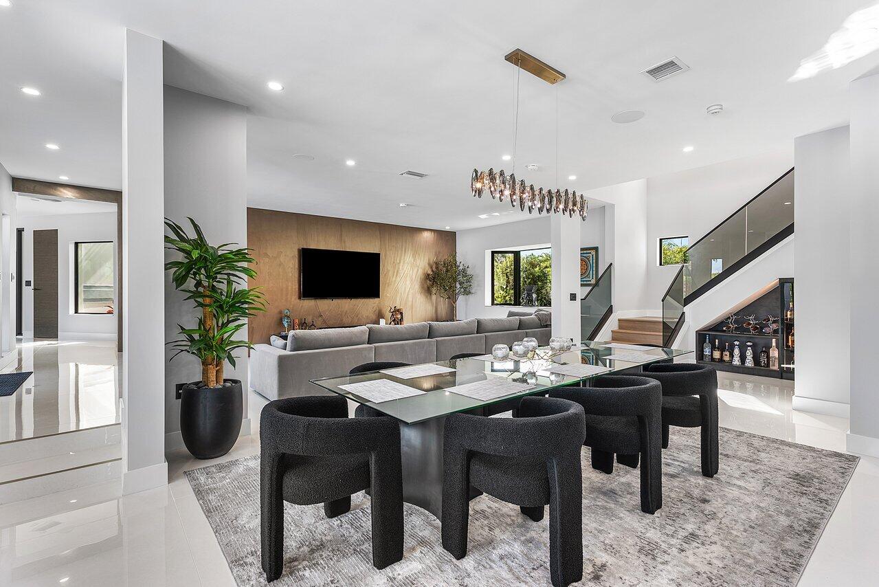 8387 Sawpine Road
